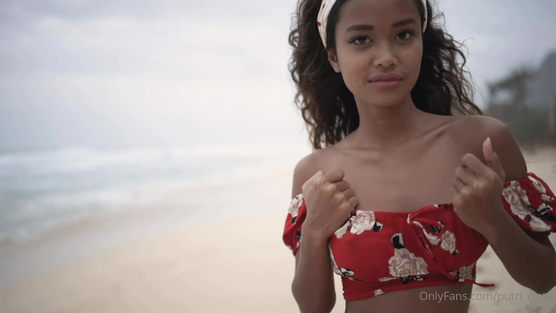 beautiful Slut Putri Cinta tits Epic