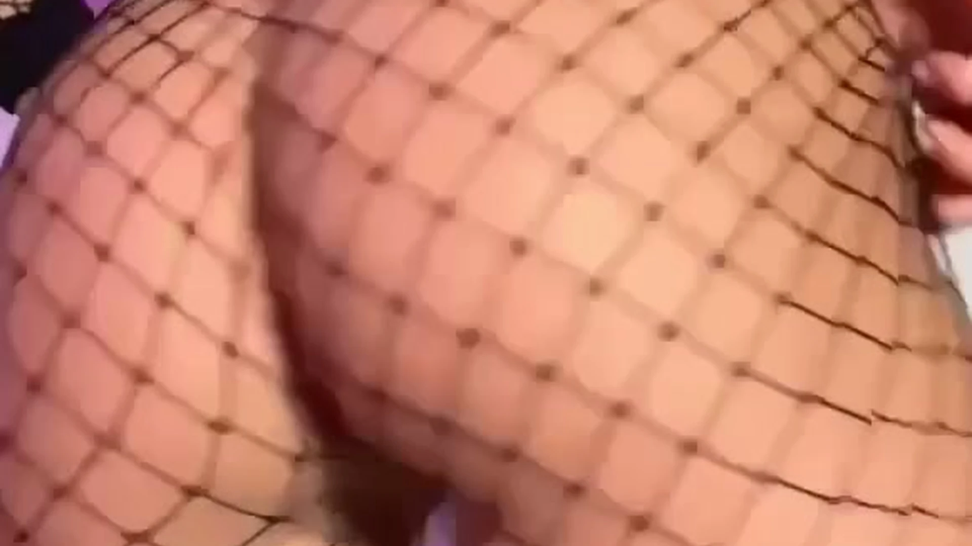 hottie Dripping small tits Lauren Dascalo onlyfans leaks