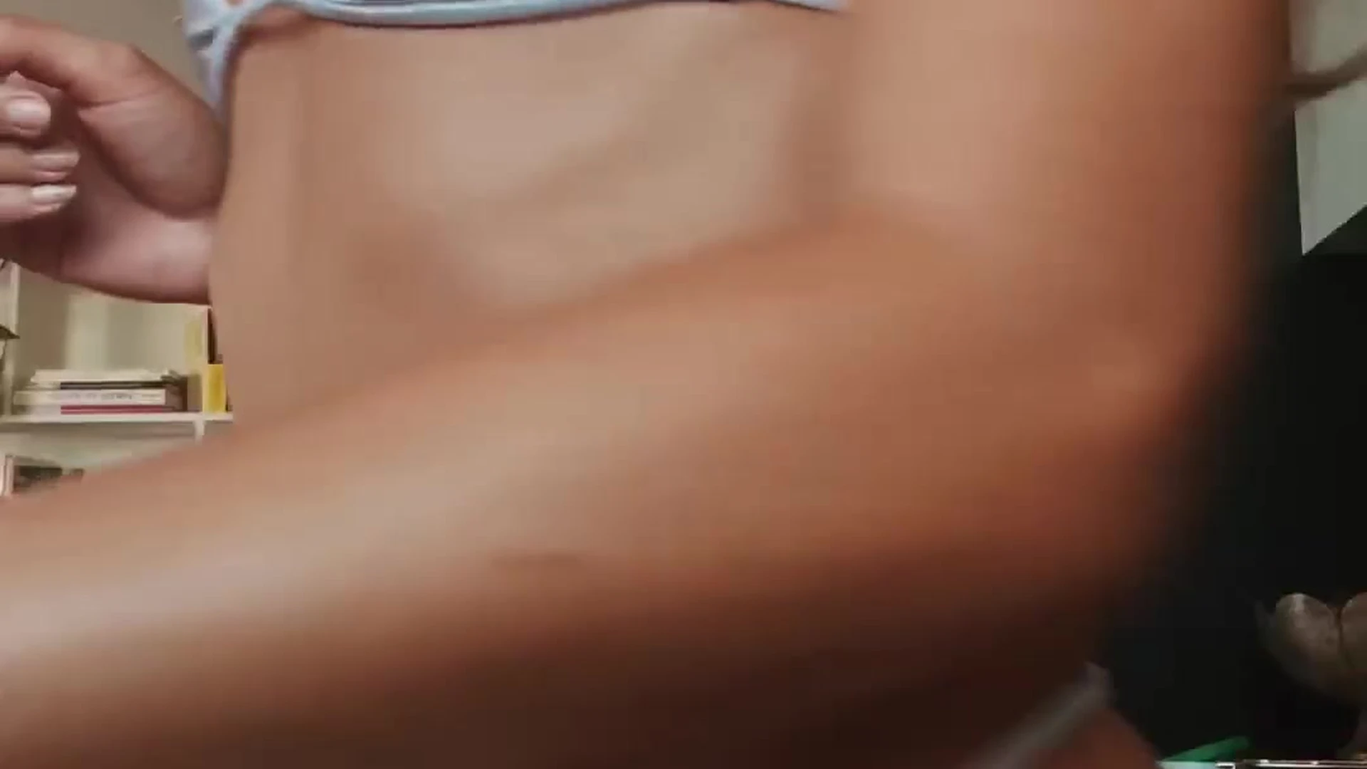 slutty babe sucking Athletic Leolulu Leaked OF