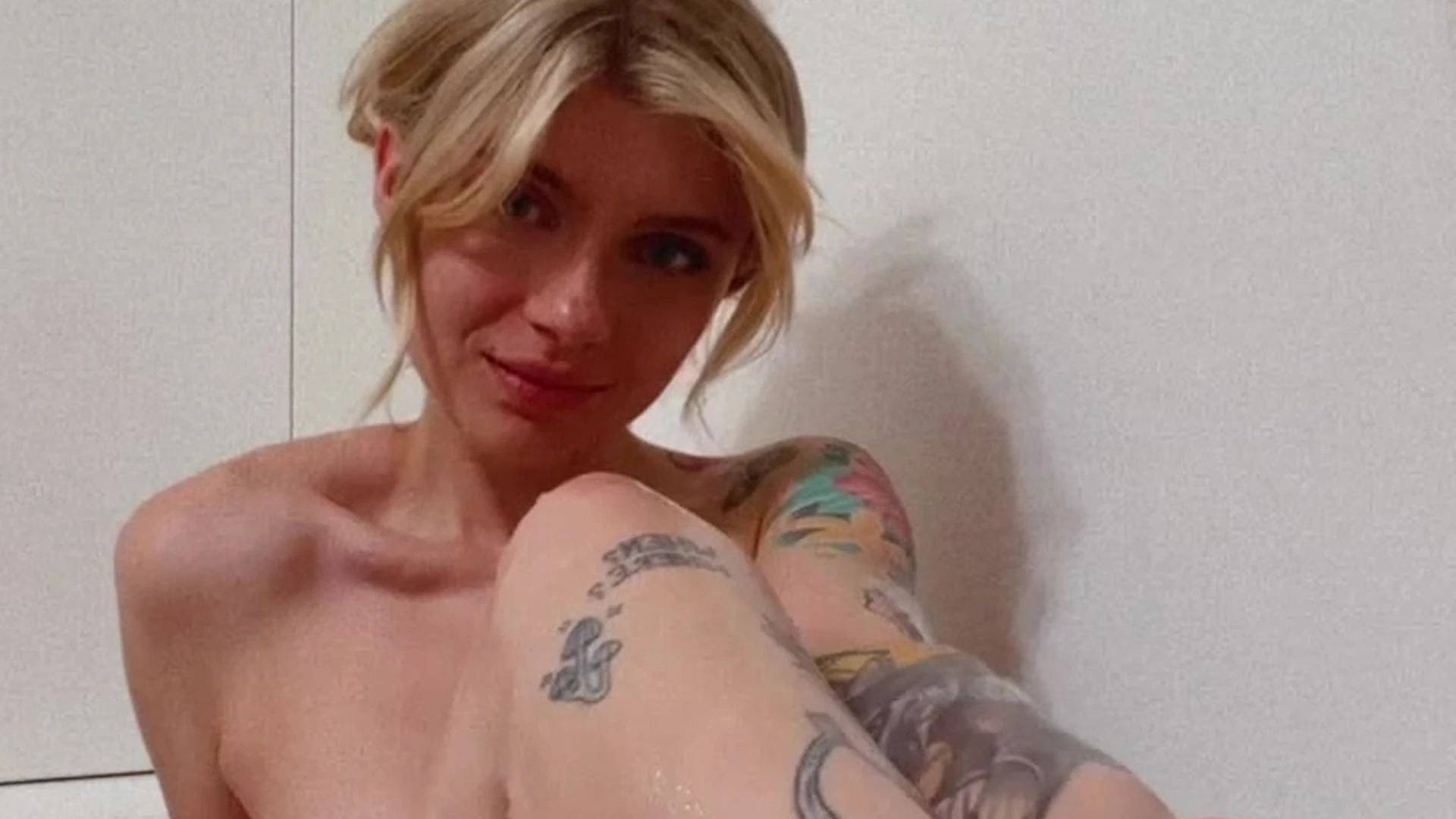 Skilled Petite Imsadspice bg