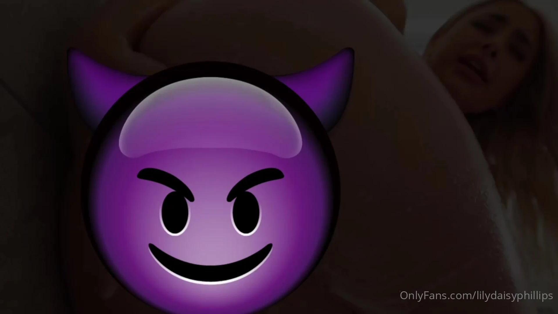 EPIC hot girl Petite Lillian Phillips only fans leaks fullvideo