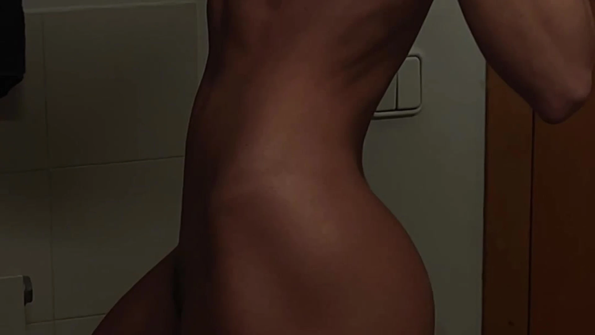 cumslut sucking Small Ass Leolulu onlyfans nude pics