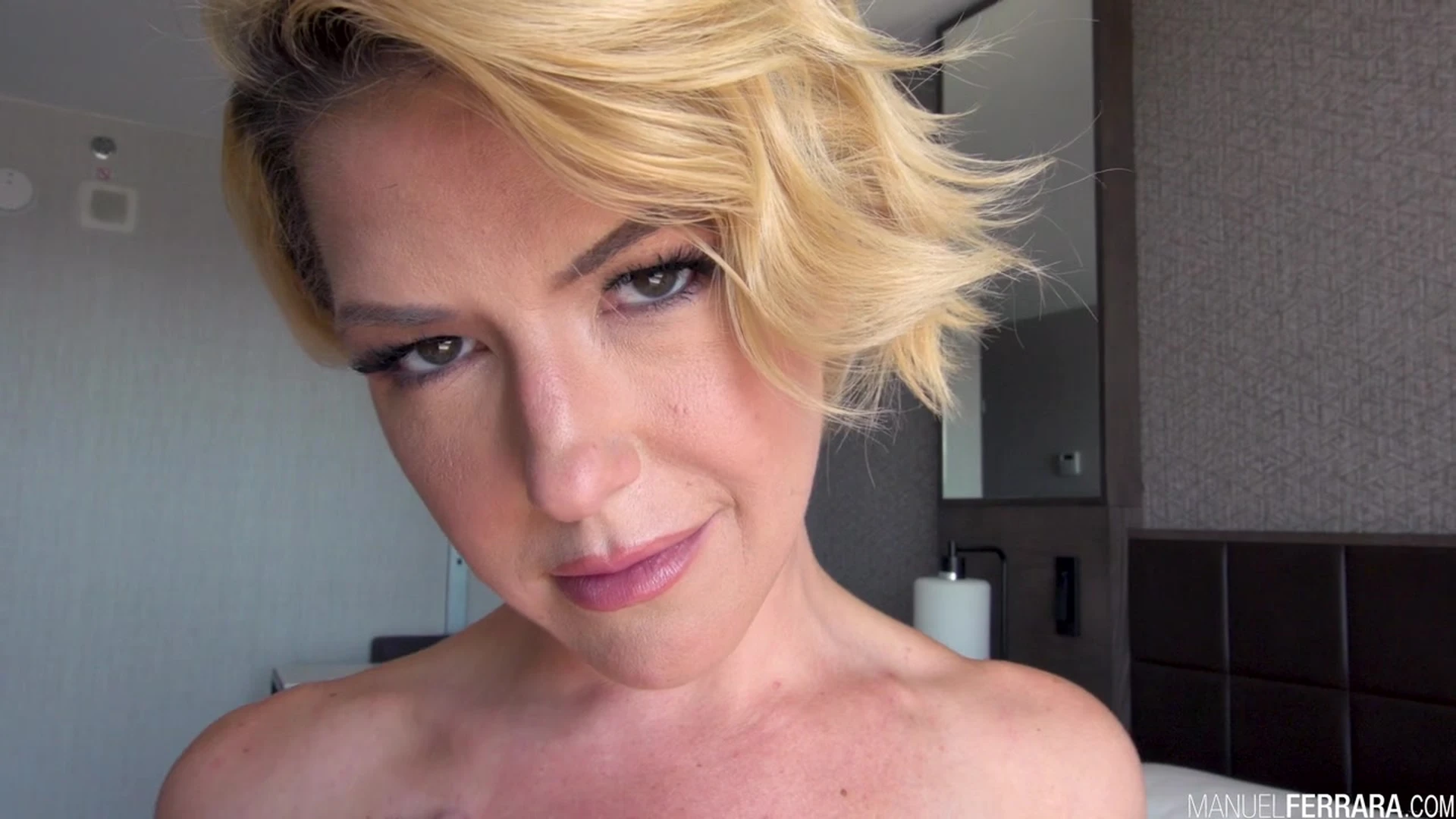 sexy Huge Tits Kit Mercer erome Sensational