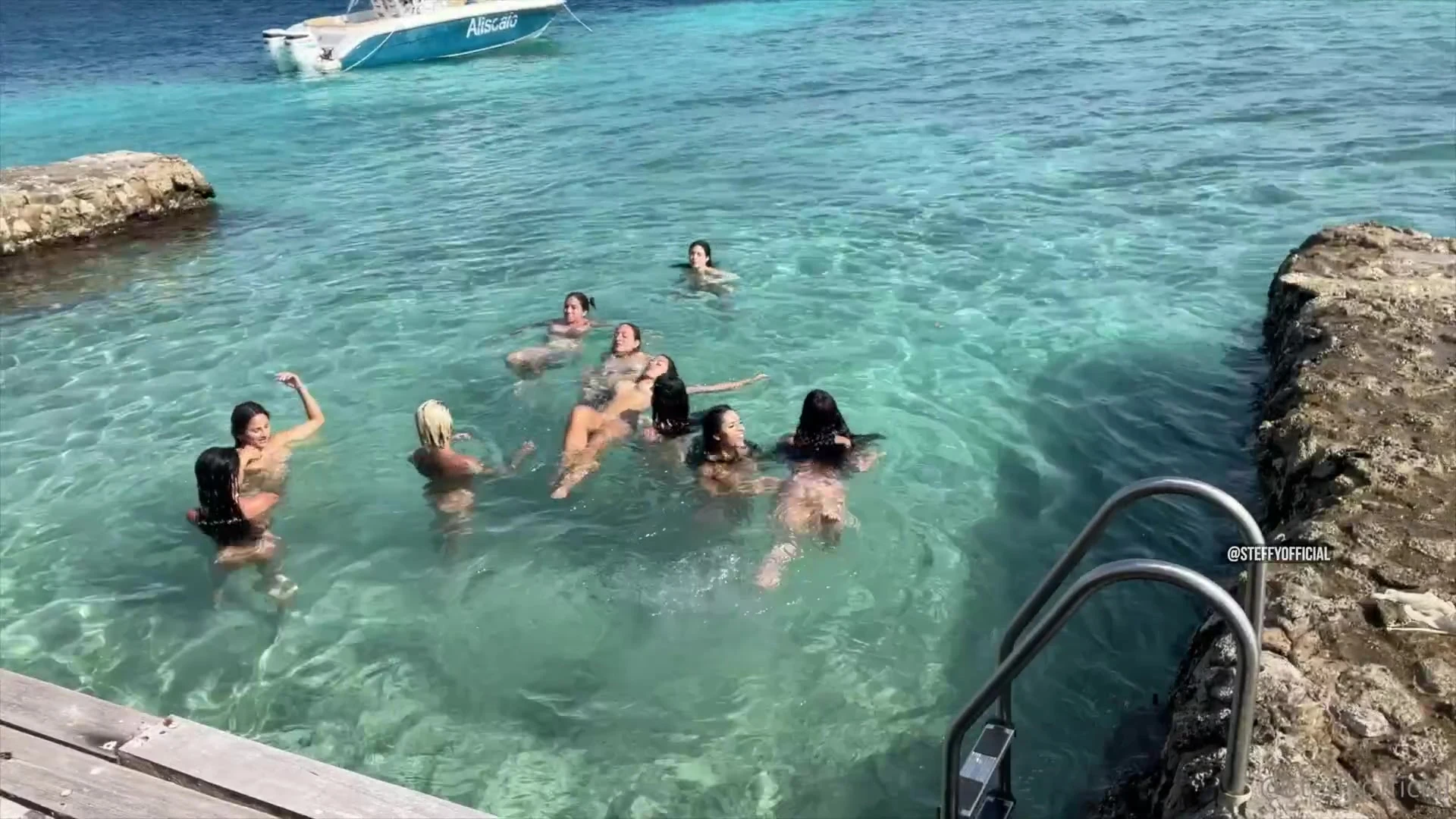 slut sexy Steffy moreno solo