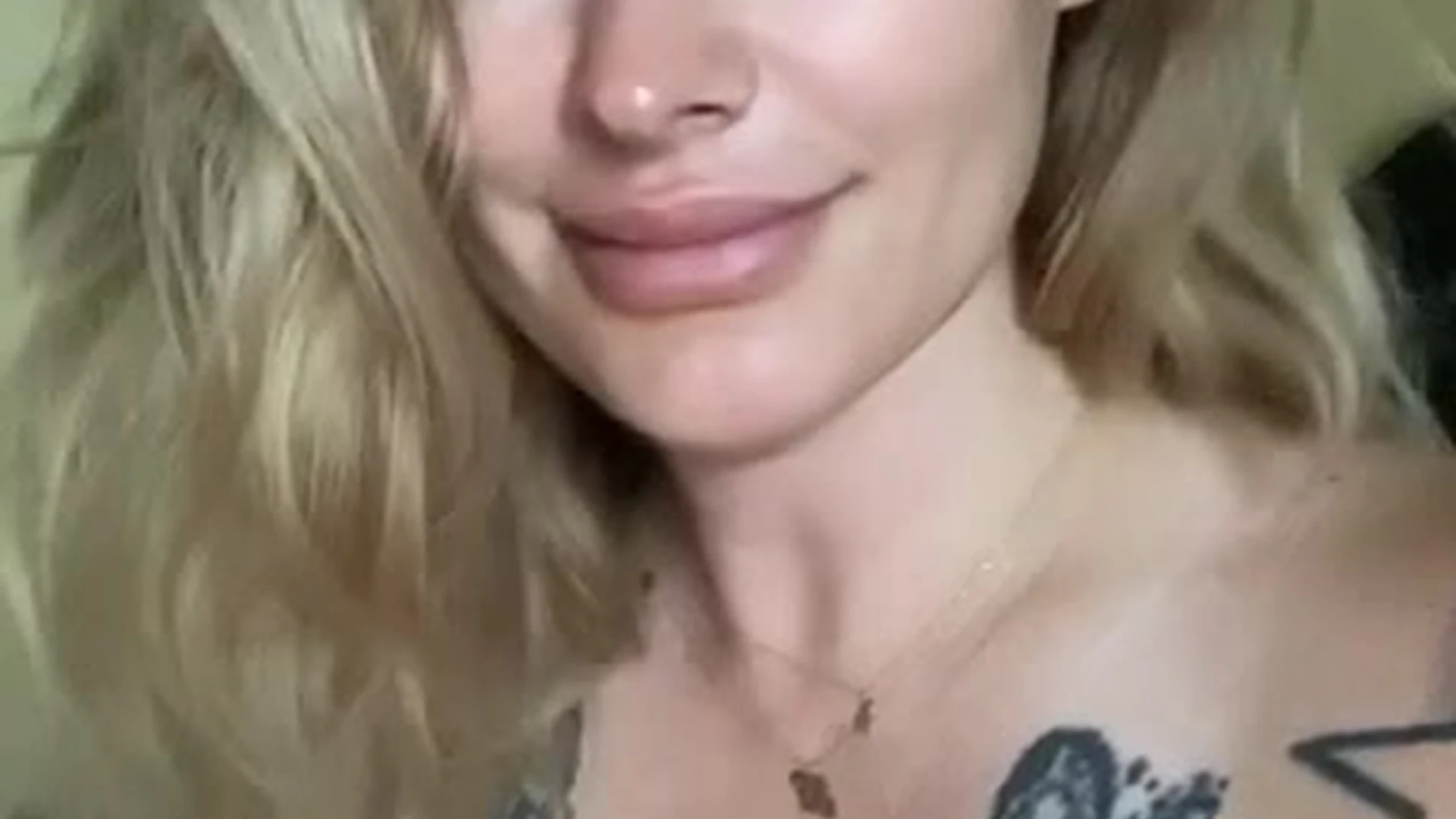 slutty bitch Dripping australian Laura Lux sextape