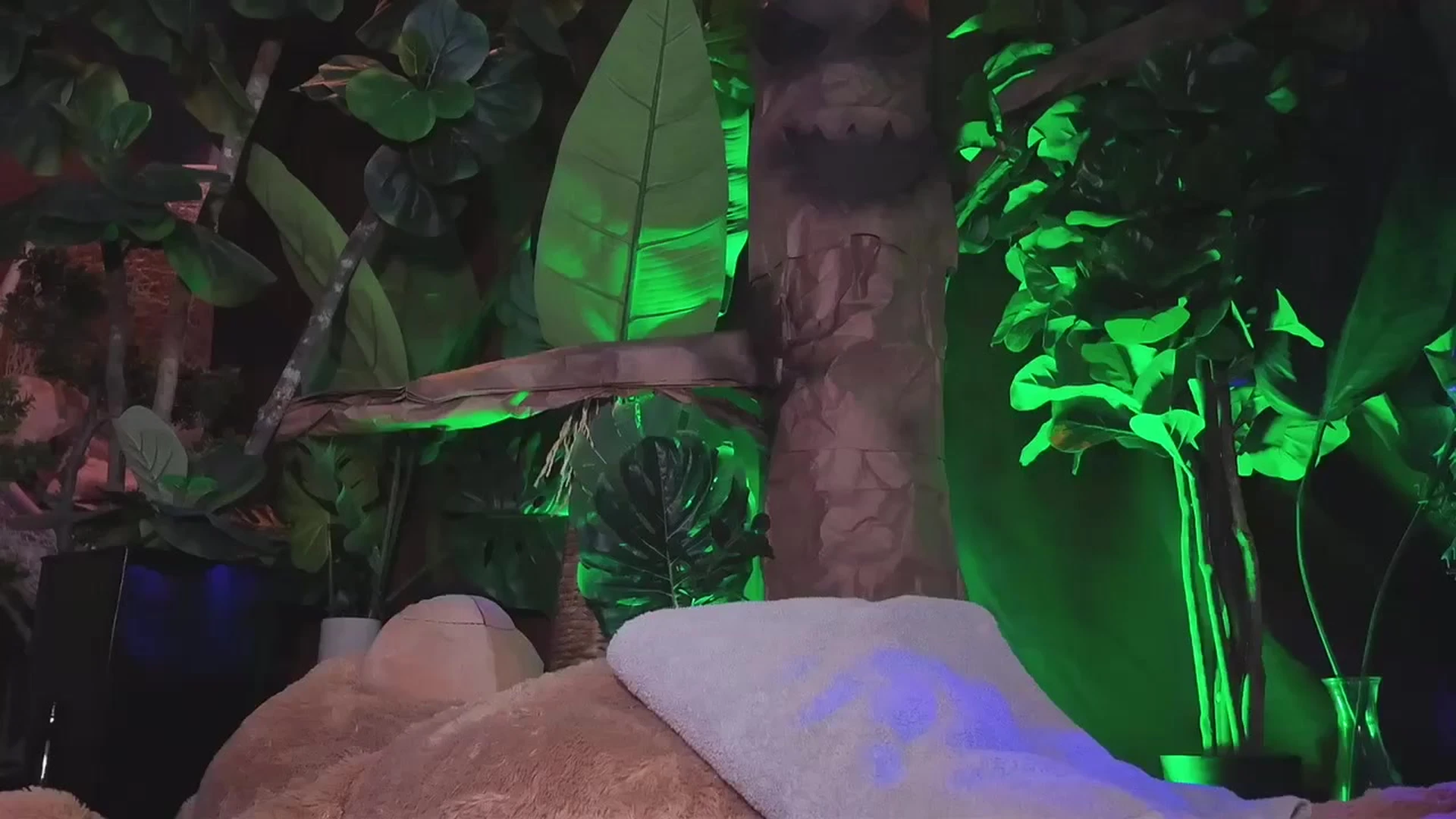 gorgeous big tits cubbi thompson of leaks