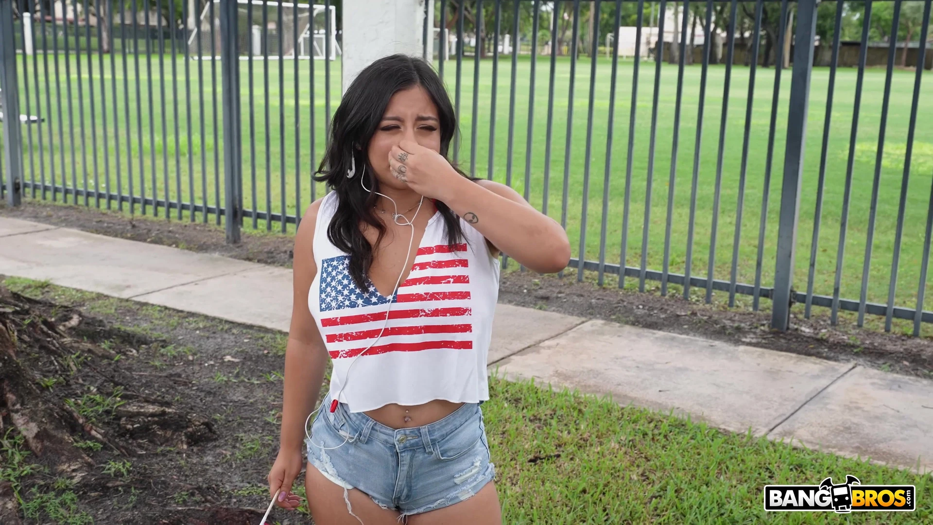 hottie natural tits Melztube onlyfans nude