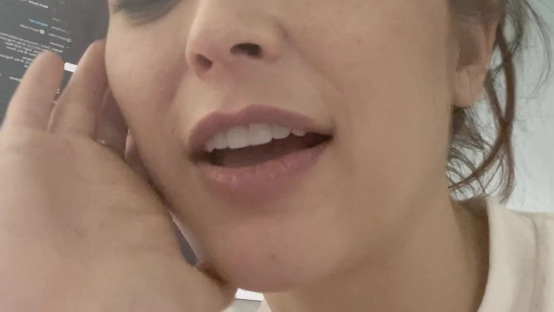 natural boobs Tessa Fowler onlyfams EXPOSED