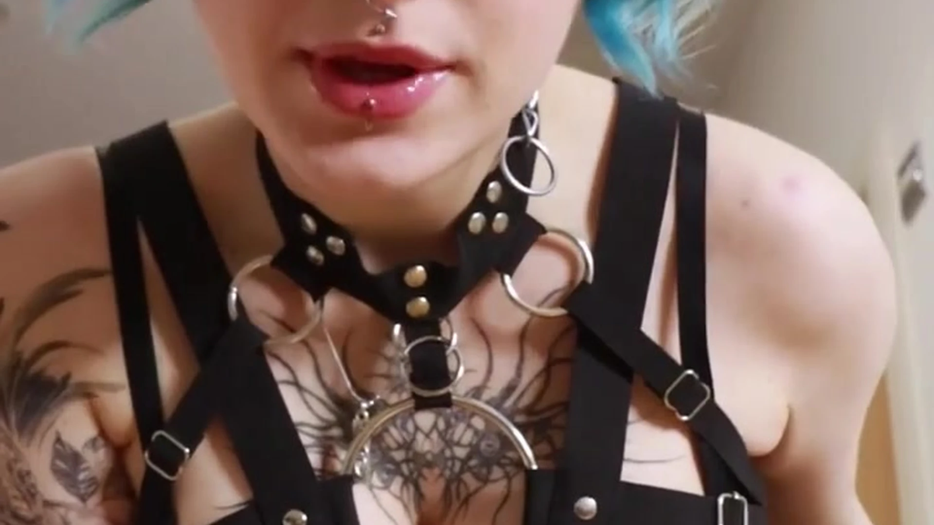 Exposed Russian lyra crow onlyfans leak