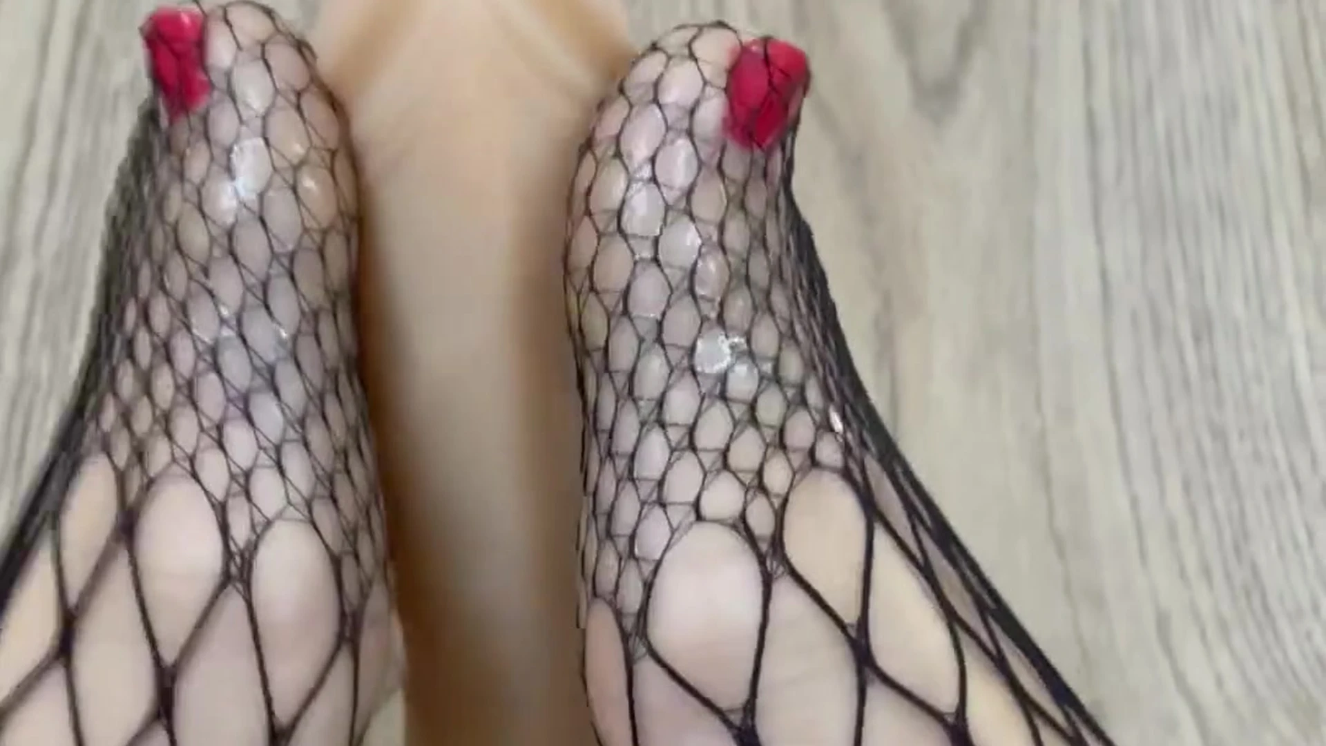 Exposed Dazzling  Blonde Ivanka peach leak pic