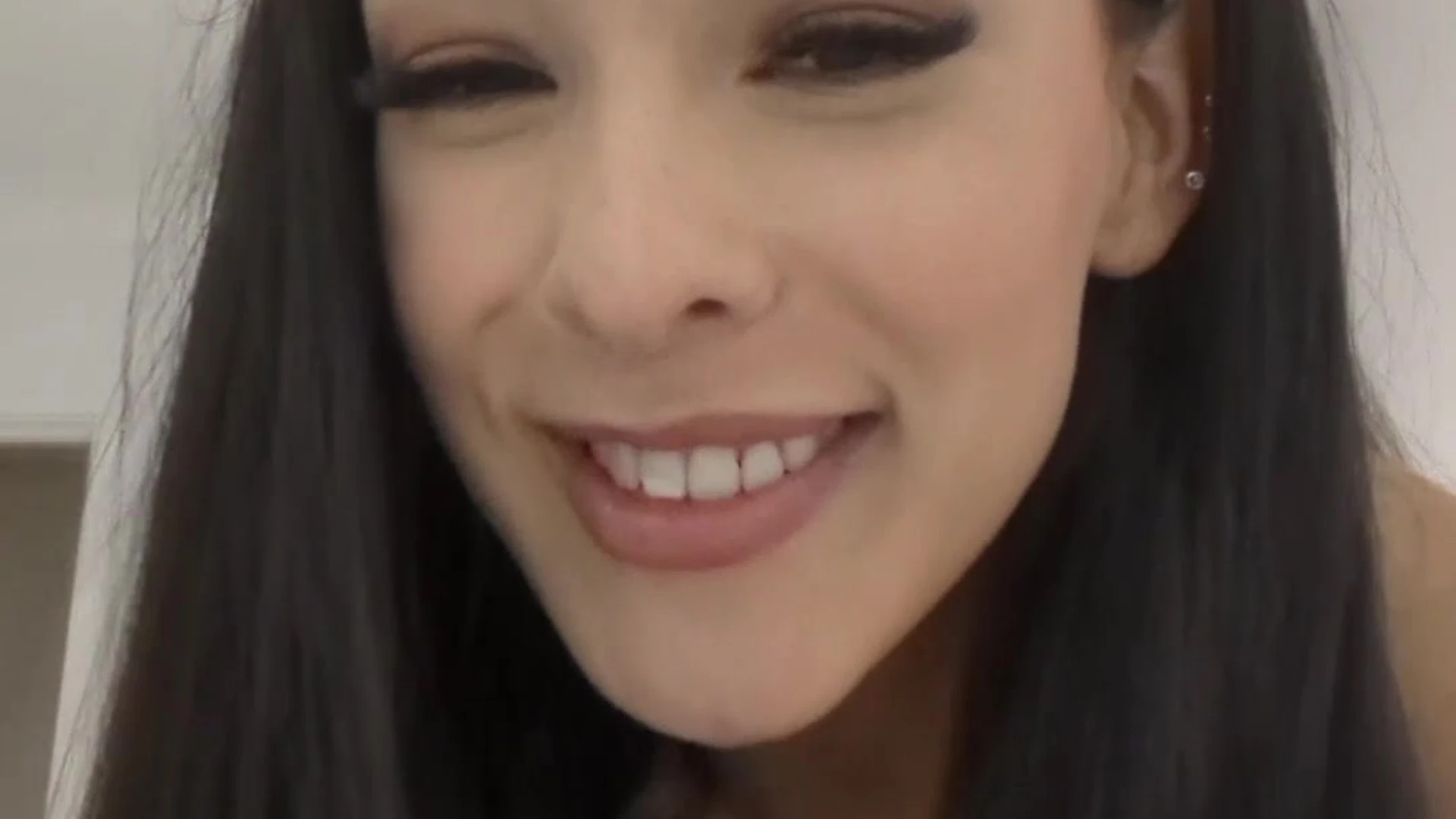 Effervescent  Big boobs LeahGoesWilde sexy FullVID