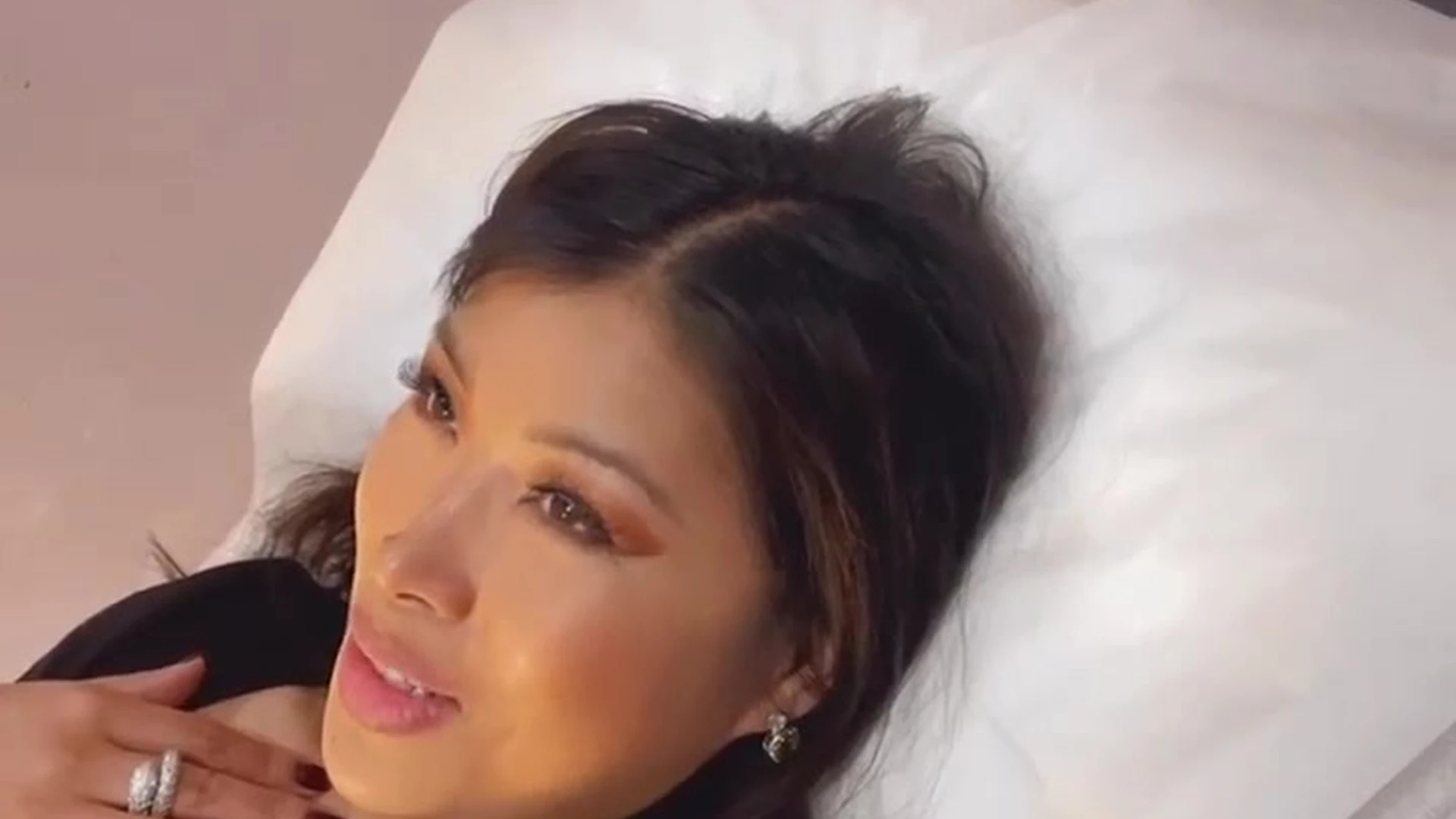 pretty Chinese Jiaoying Summers sexy pic