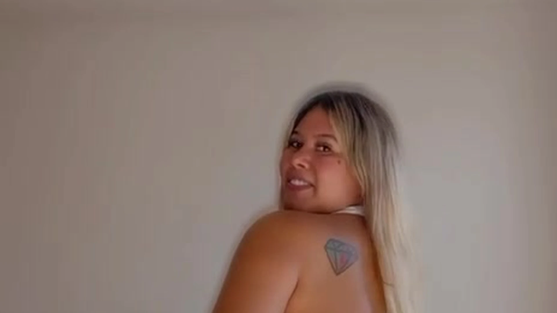Big Booty Latina dezii Gonzalez Nude exposed Exposed