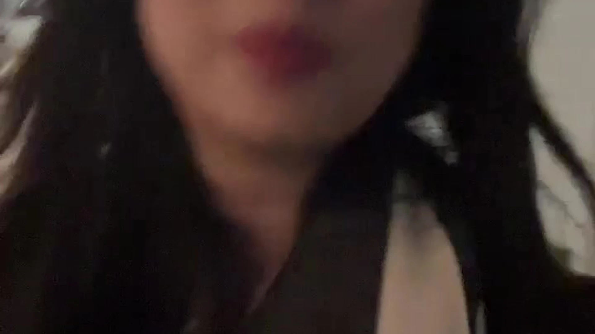 Considerate Brunette Jiaoying Summers cams