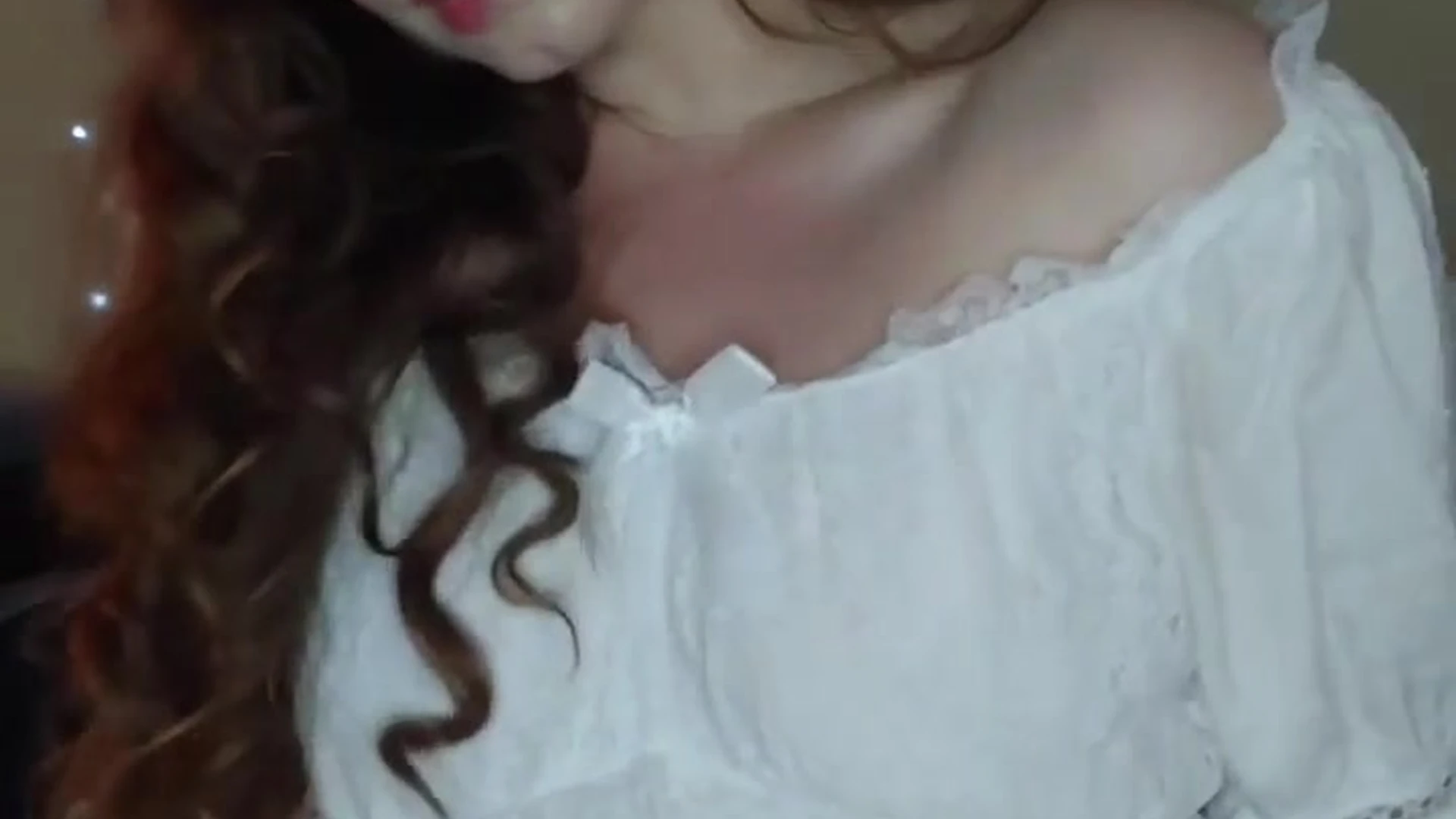 Exposed slut MandyFrizzle nude pic