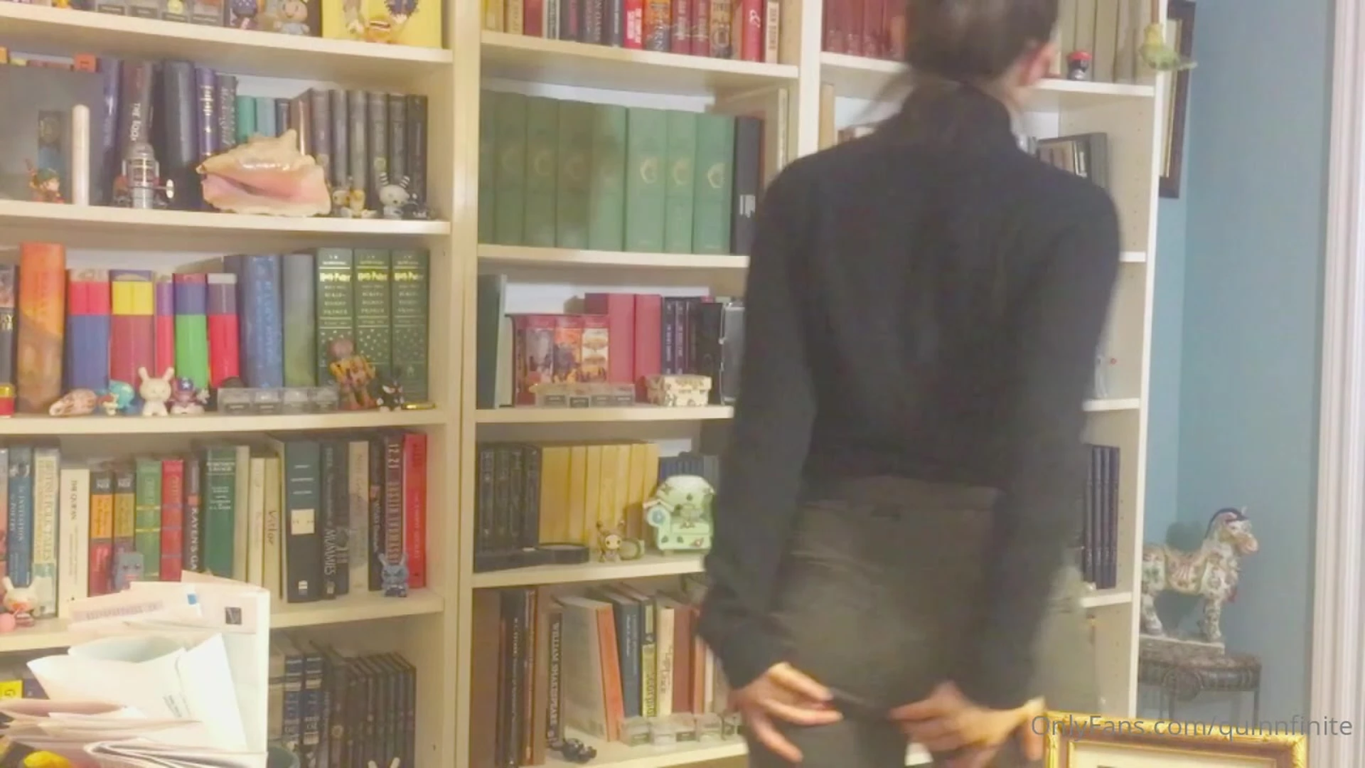 Epic Big Ass QuinnFinite Naked