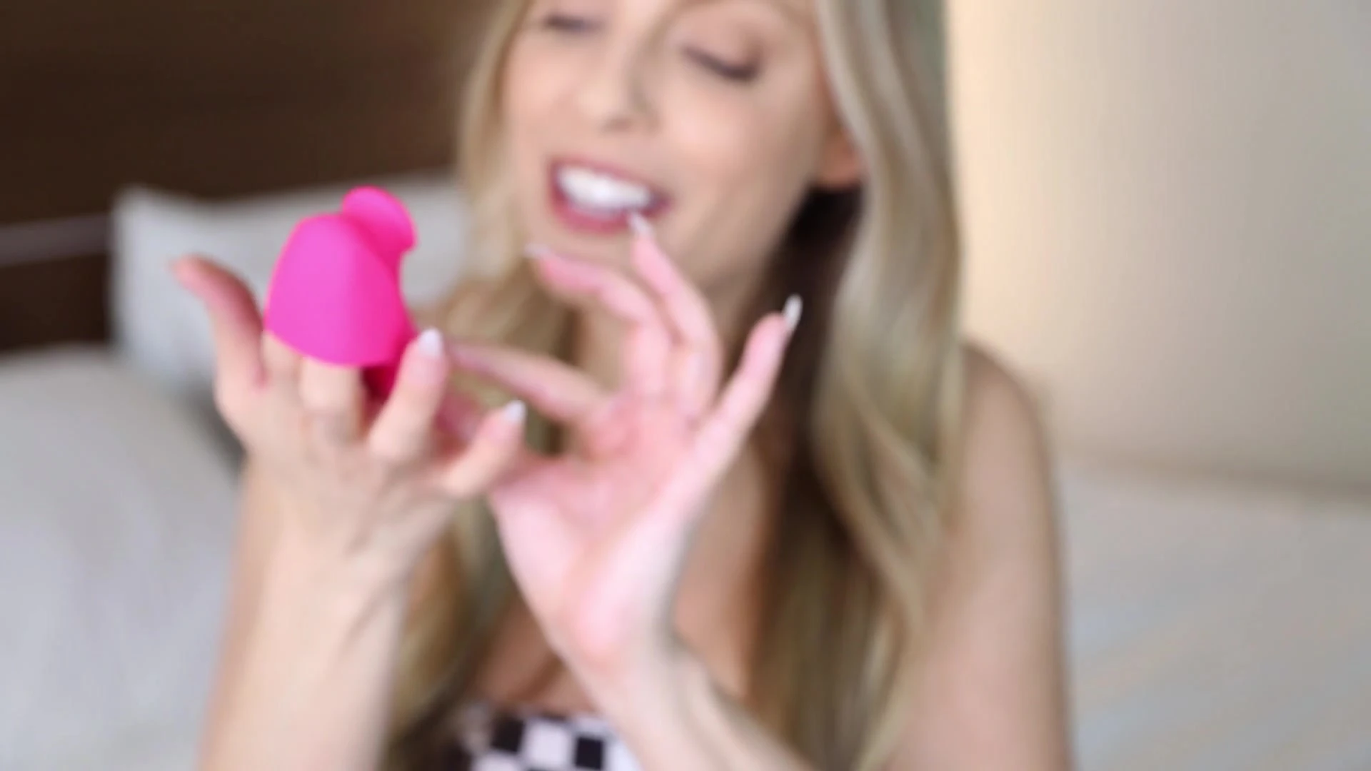 EPIC Fake Tits Britney Amber onlyfans pic