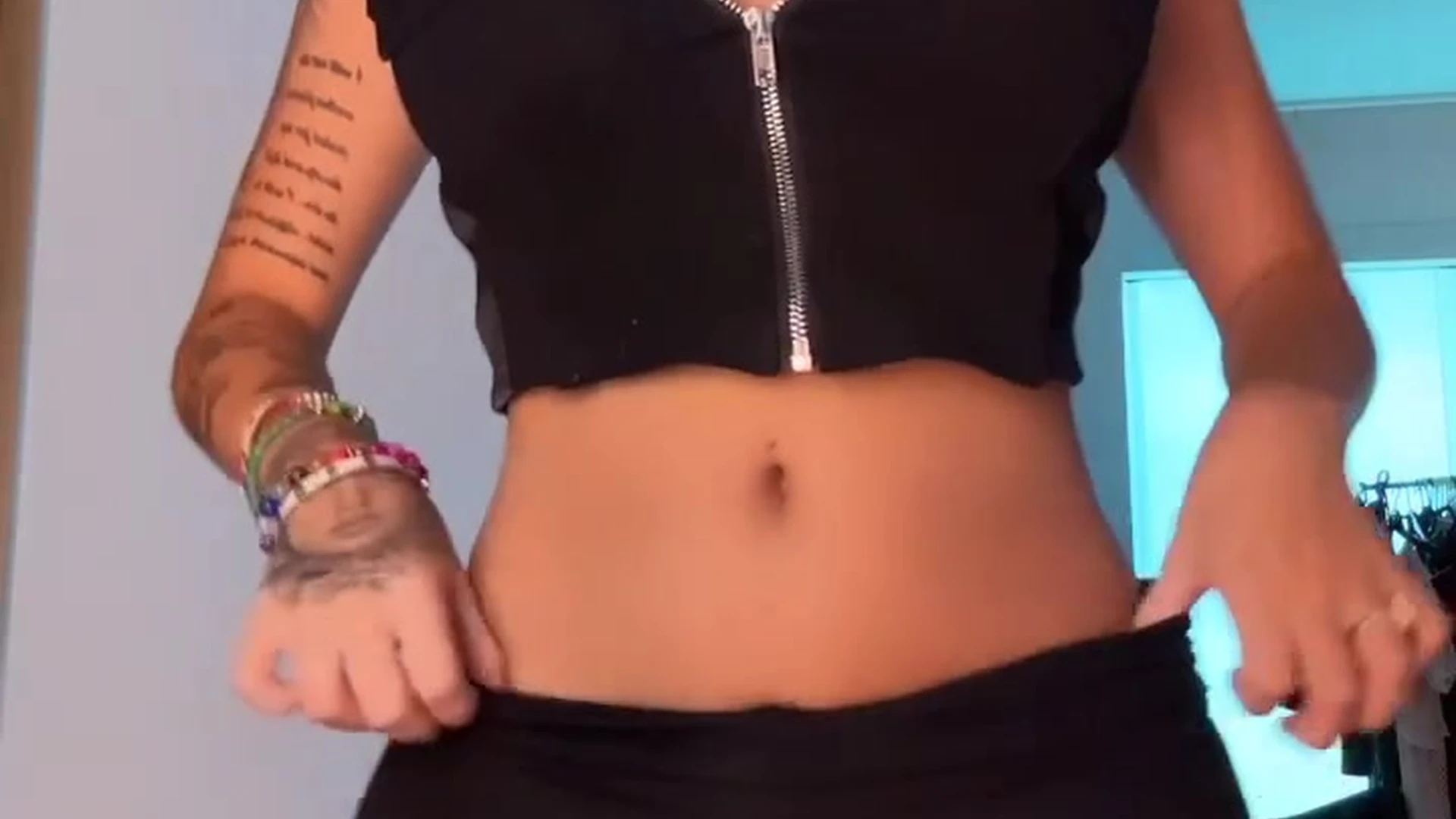 Epic sexy slut Big Tits Malu Trevejo leaked nudes x PRIVATE