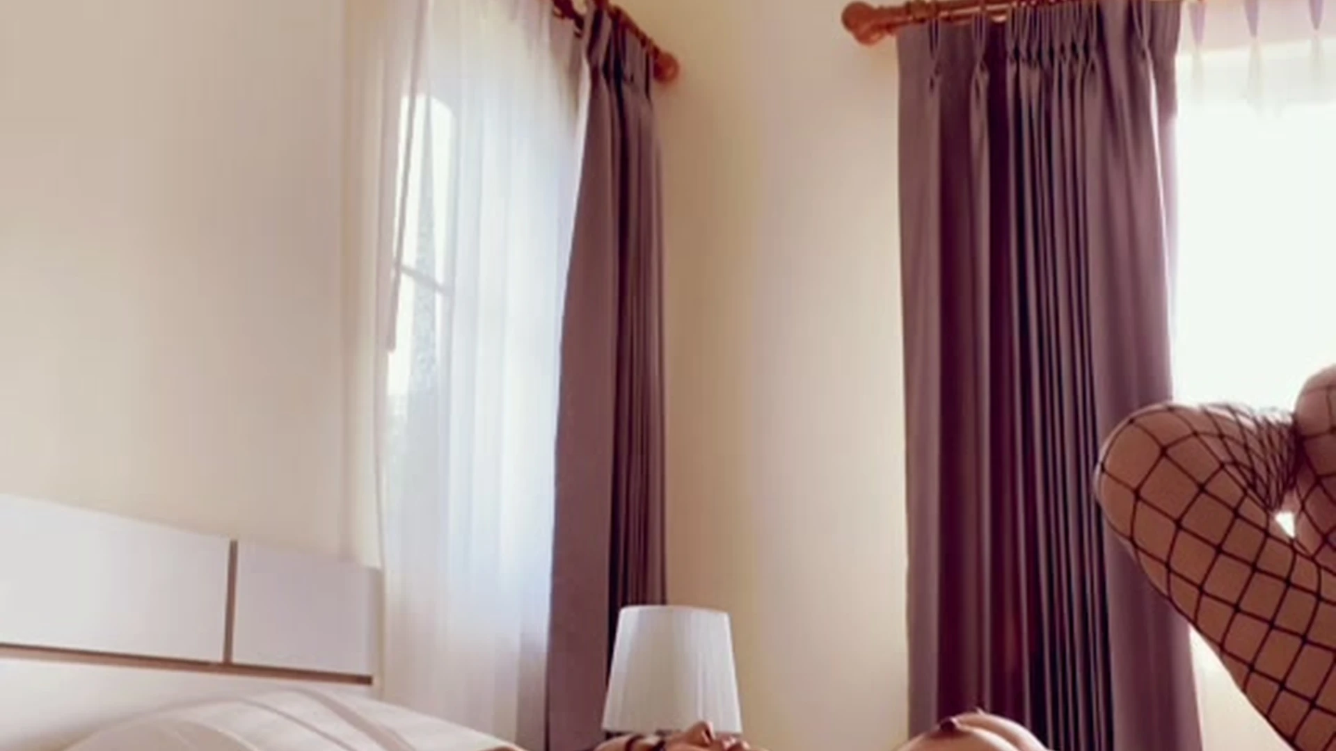 Brunette ploytigerstam erome Vid