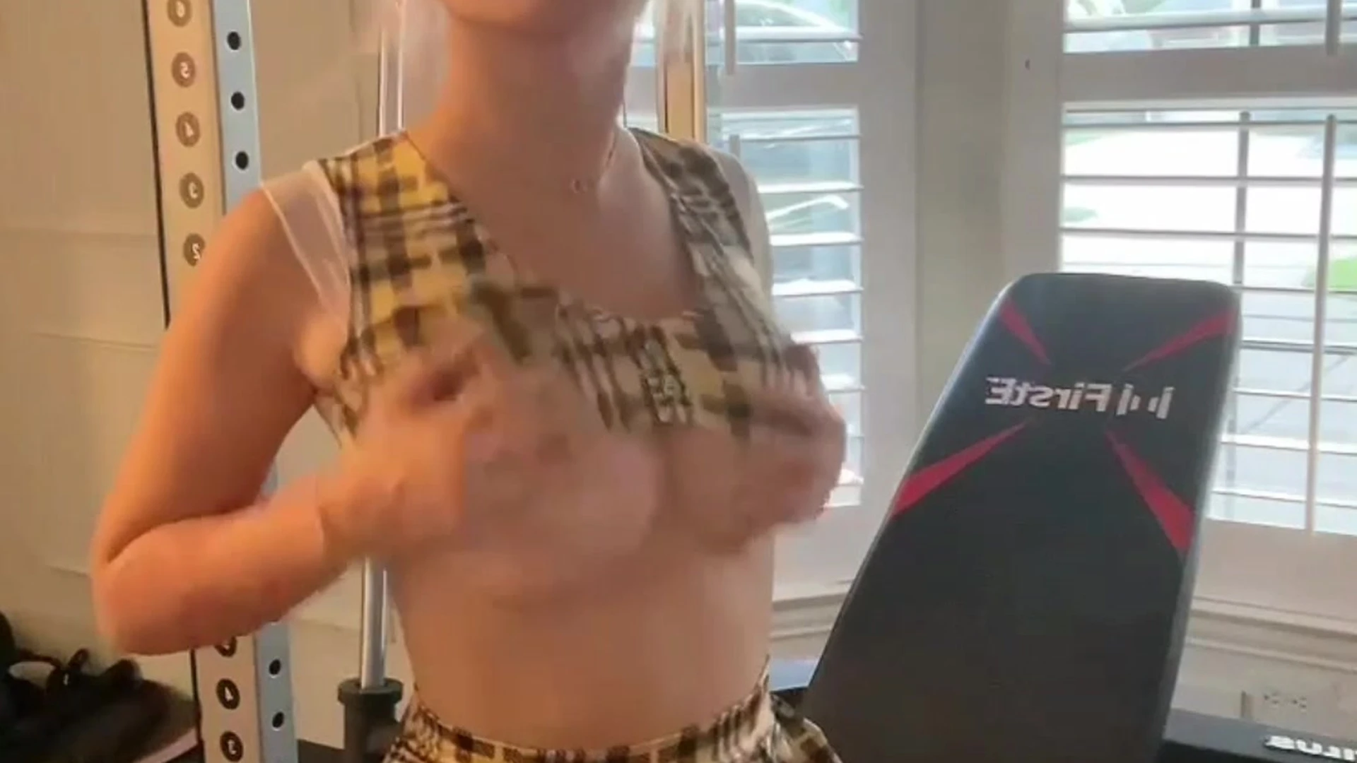 Sensational Big Natural Tits diakimeko nude leaks