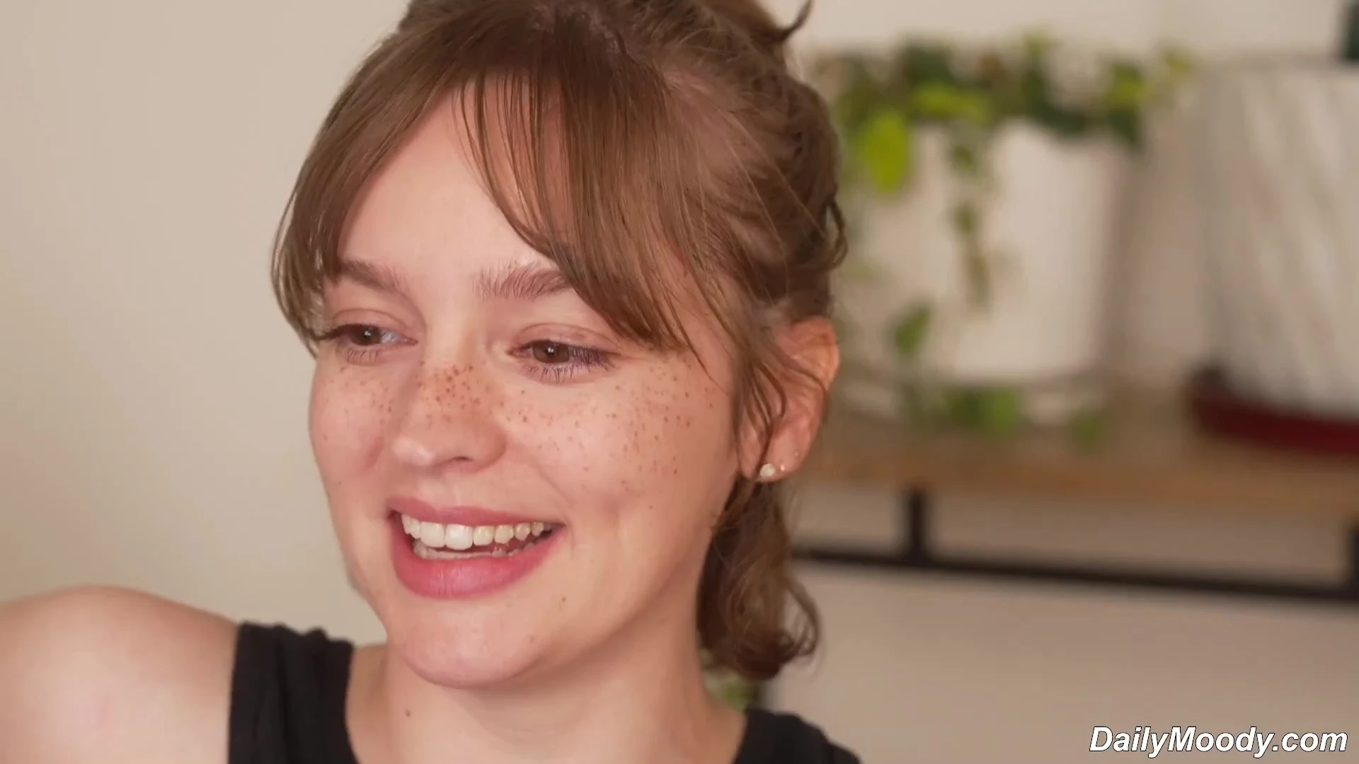 Effervescent  Fake Tits Mary Moody masturbating Exclusive vid full EPIC