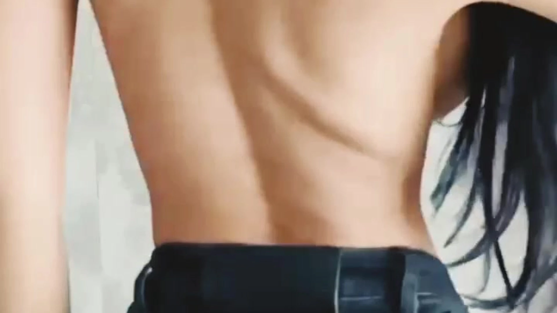 Petite ploytigerstam face