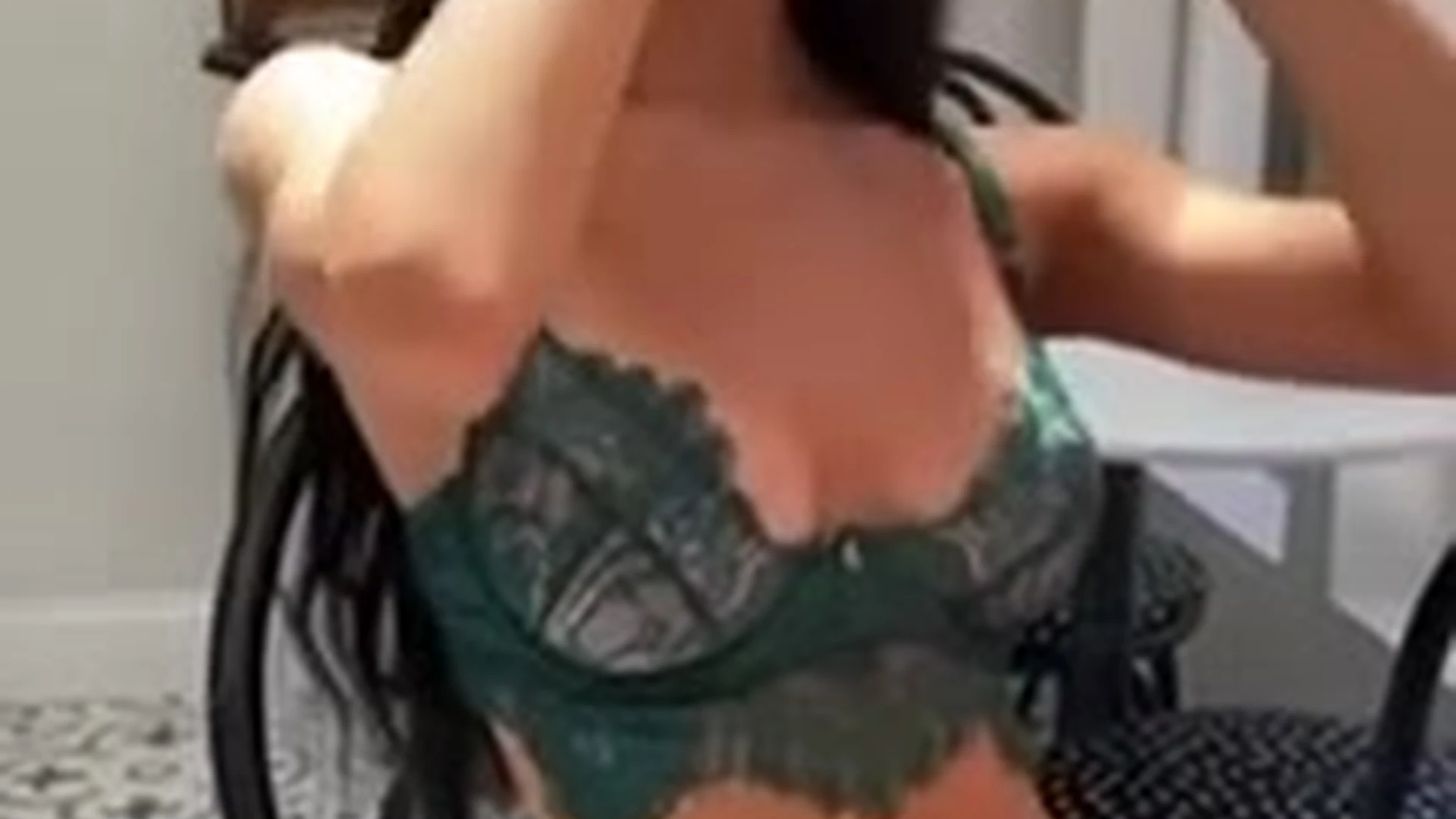 hot girl Big Boobs Hannah Grape Onlyfans nude VIDFULL