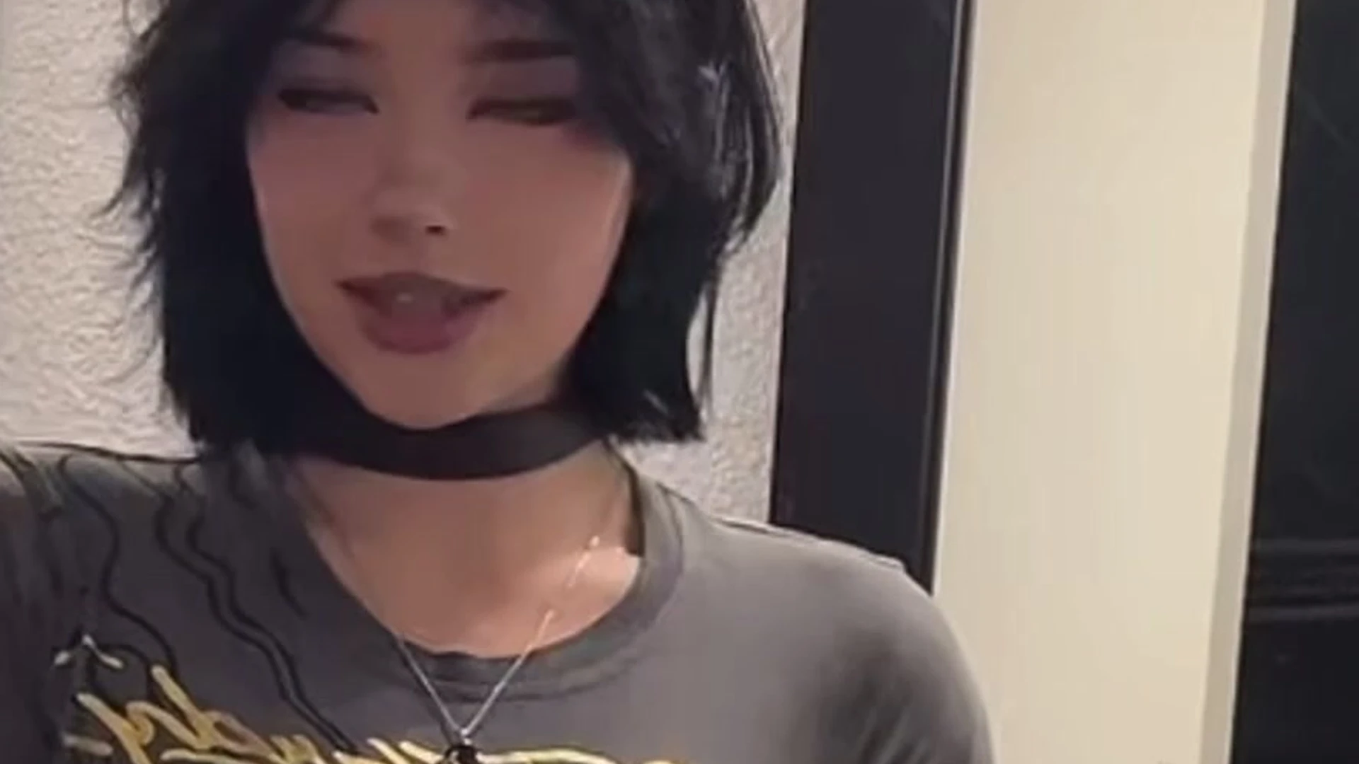 Babe Caucasian notdatsrs onlyfans nude pics