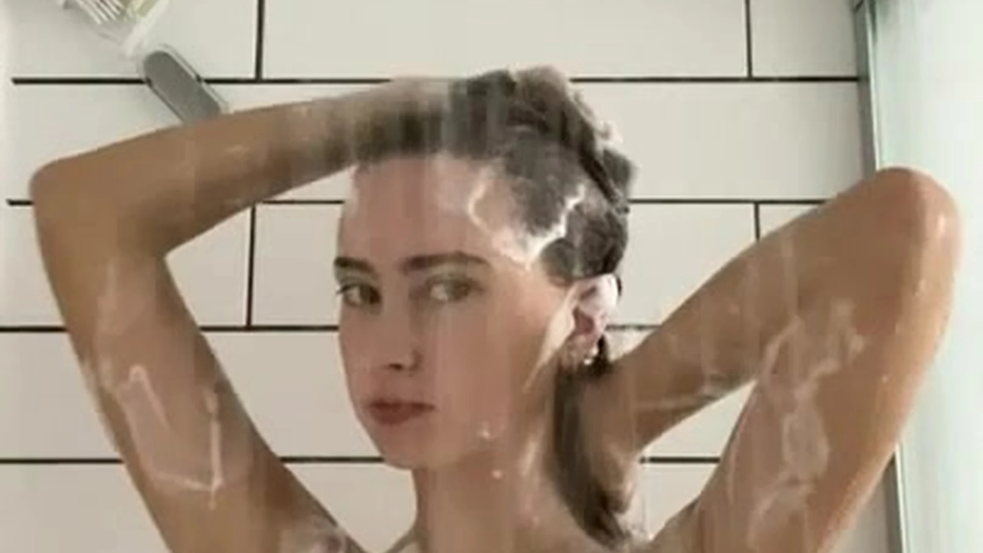 Benevolent Slim CeCe Rose bg