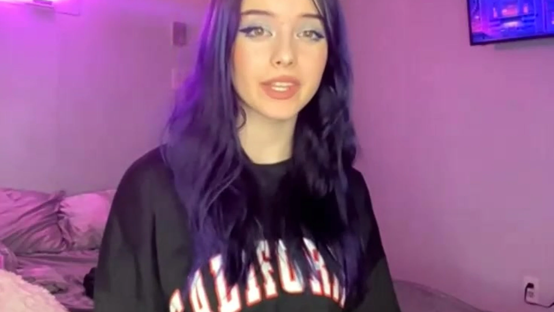 OF GIRL Brunette Burch twins Nude Leaked private dm video