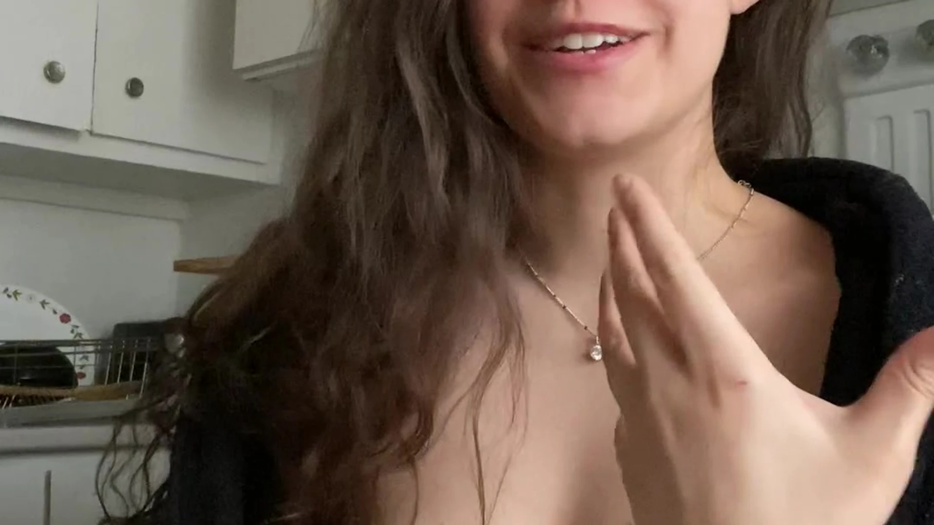 hoe Big Natural Tits QuinnFinite boobs Clip Exposed