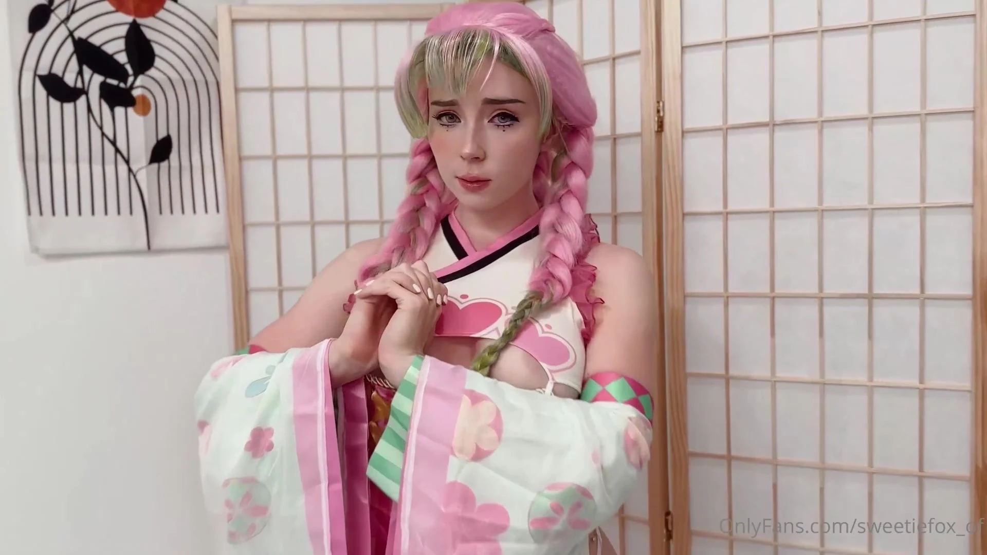 Exposed Thick Sweetie Fox nsfw