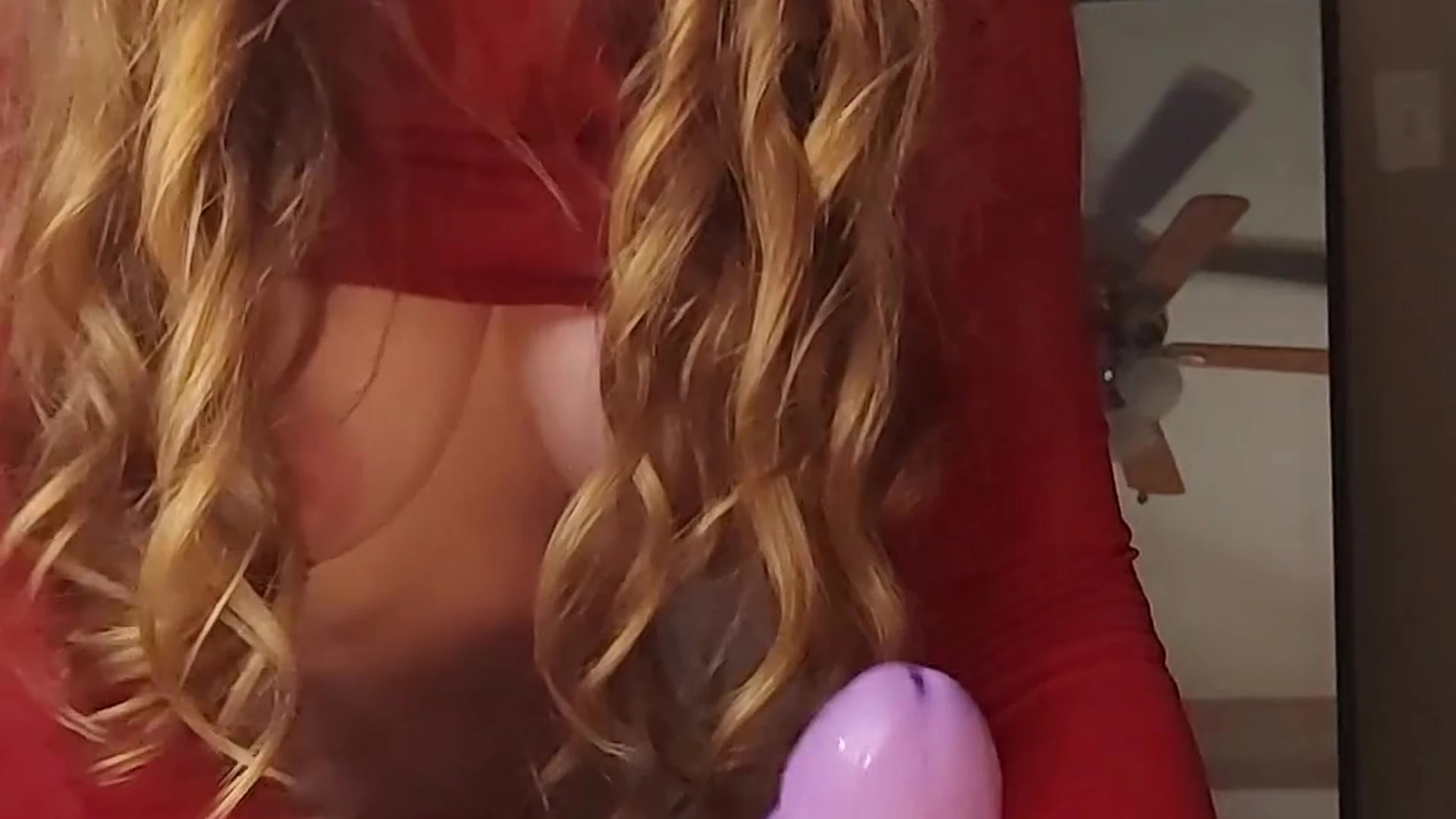 American MandyFrizzle nude porn leak