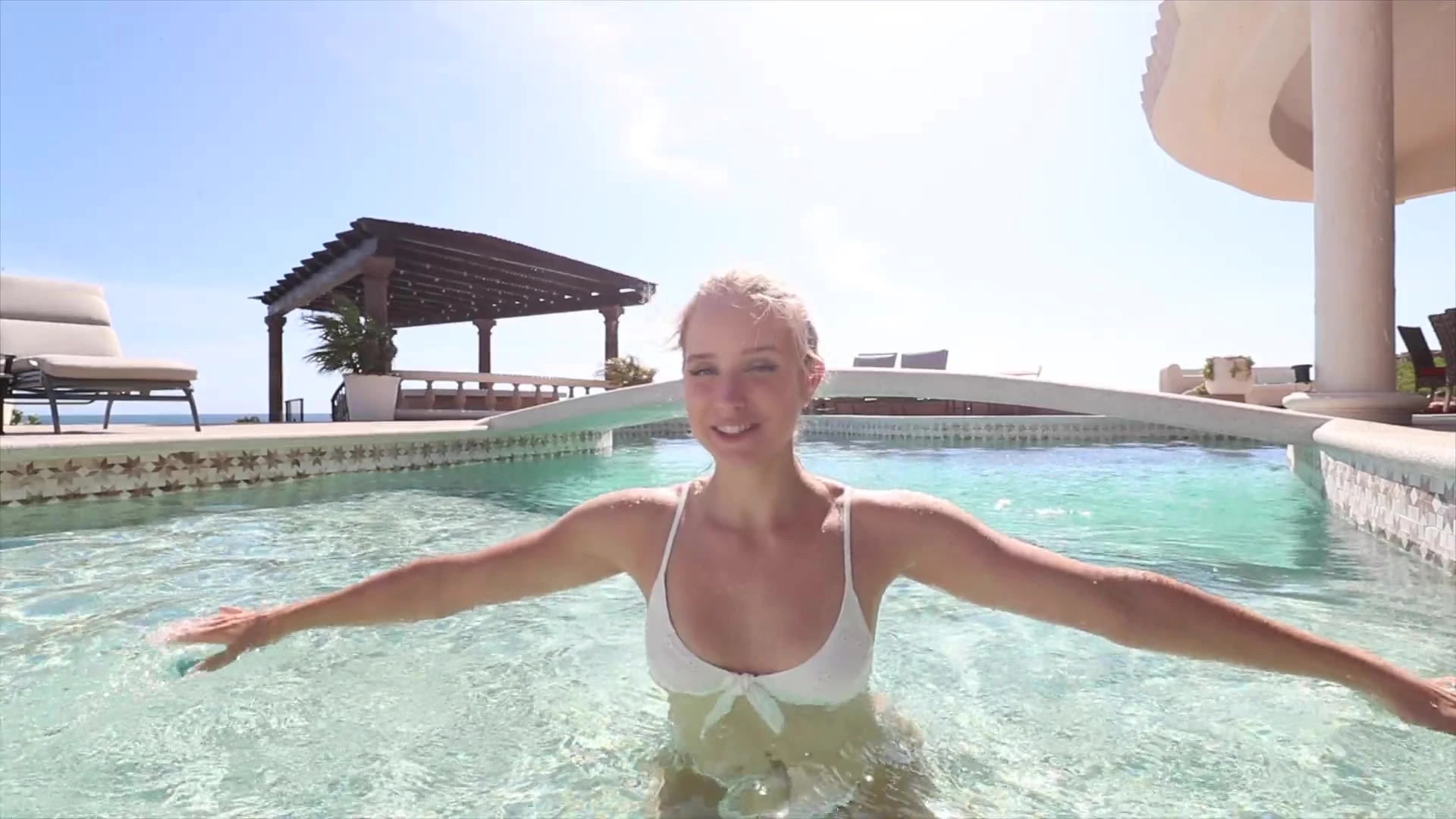 Small Ass Caroline Zalog Leak exposed Epic