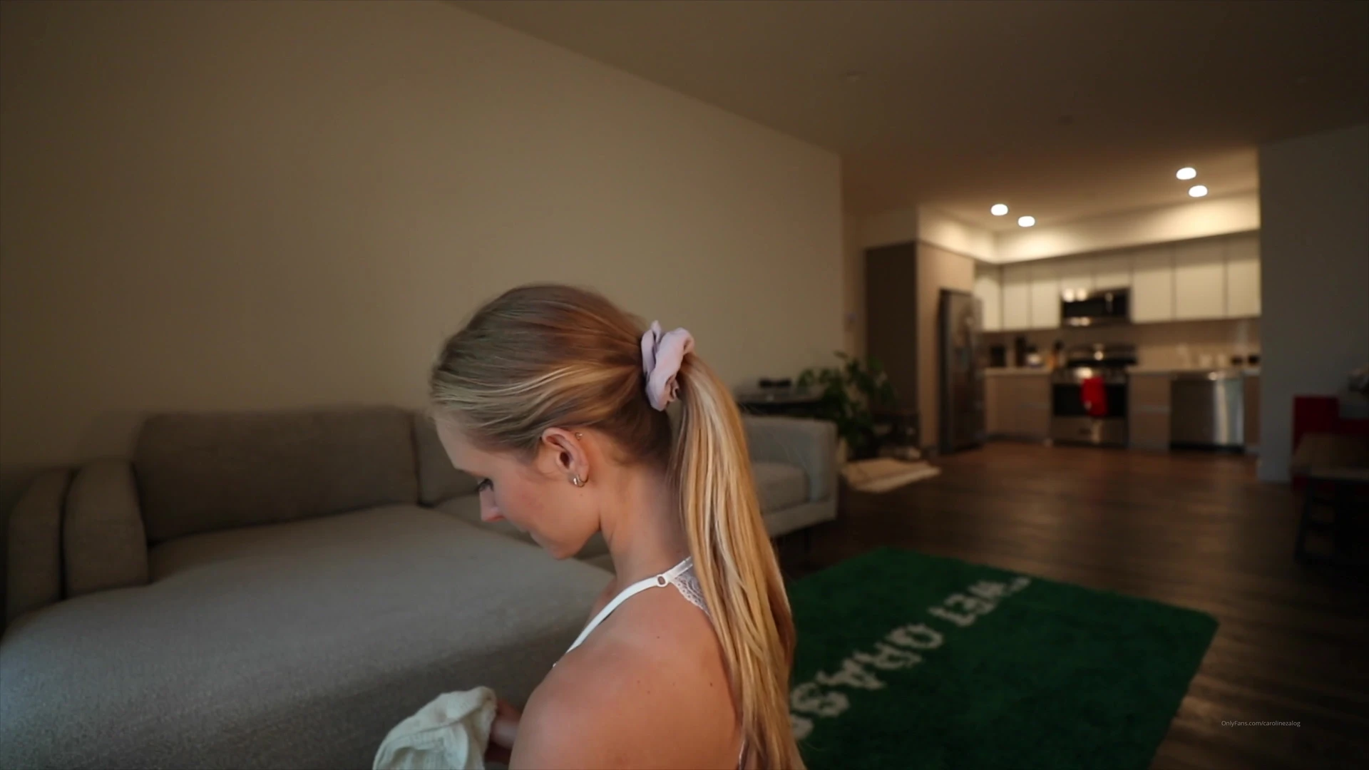 EPIC influencer American Caroline Zalog sexy