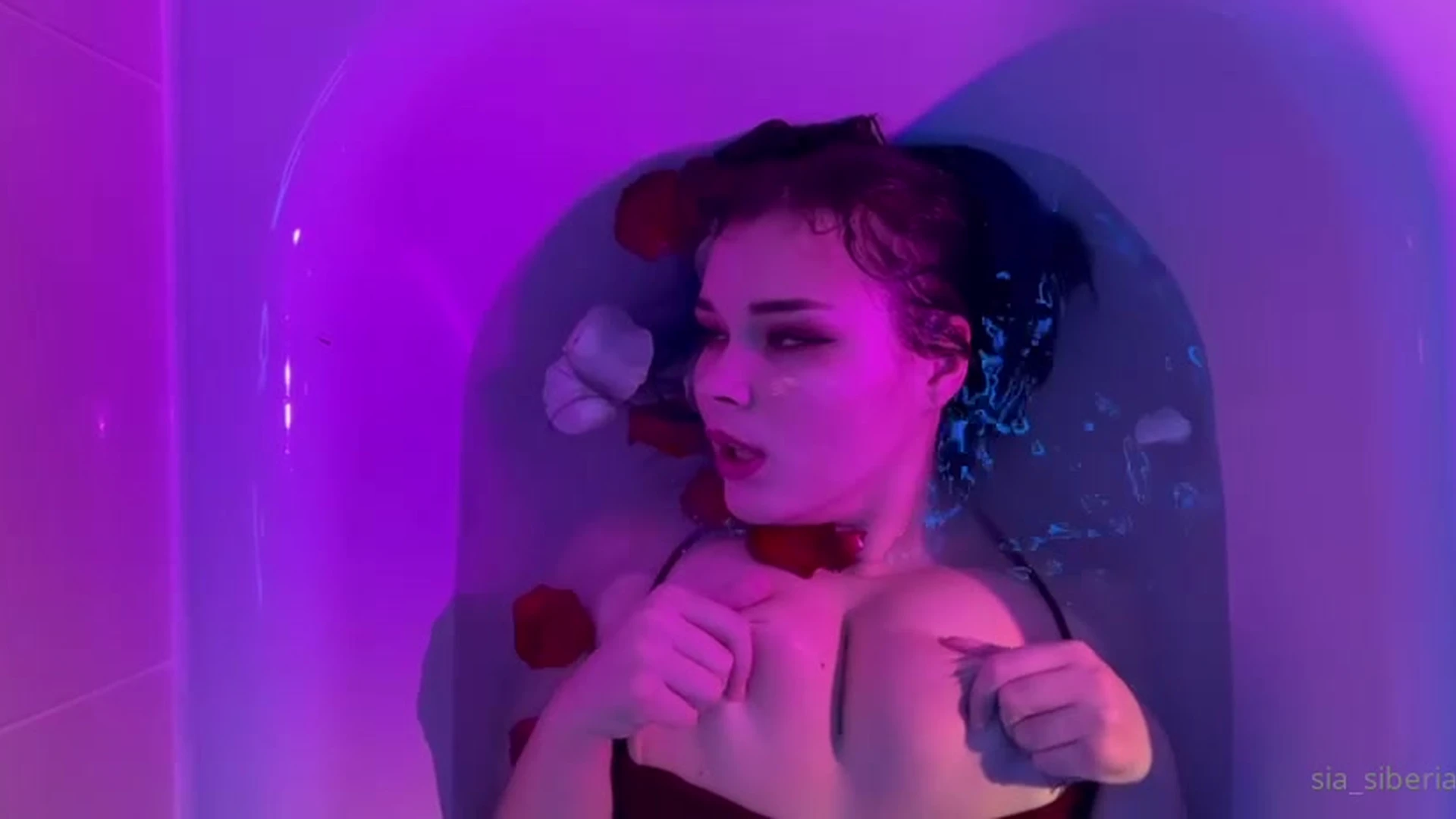 Sensational Camgirl Sia Siberia leaked xxx