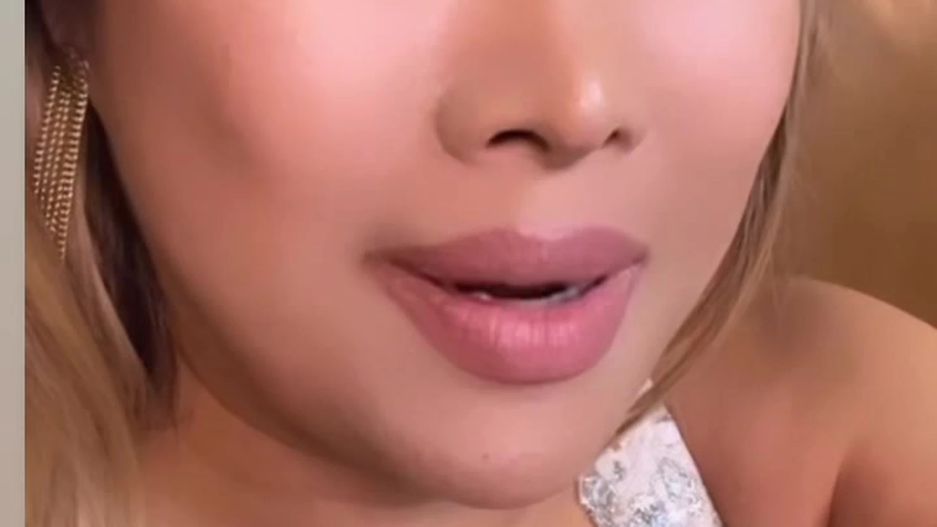 Brunette Jiaoying Summers porn pic Exposed