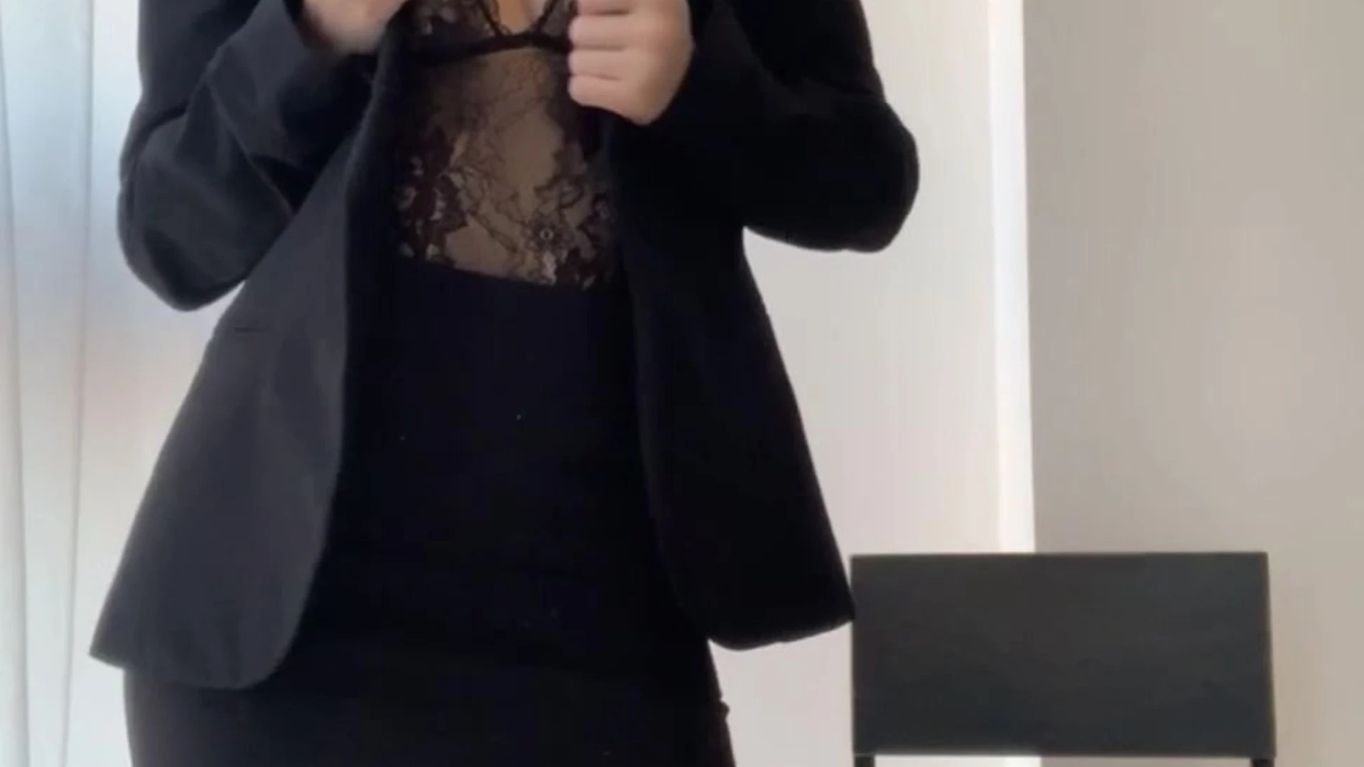 Slim Eva Elfie sextape