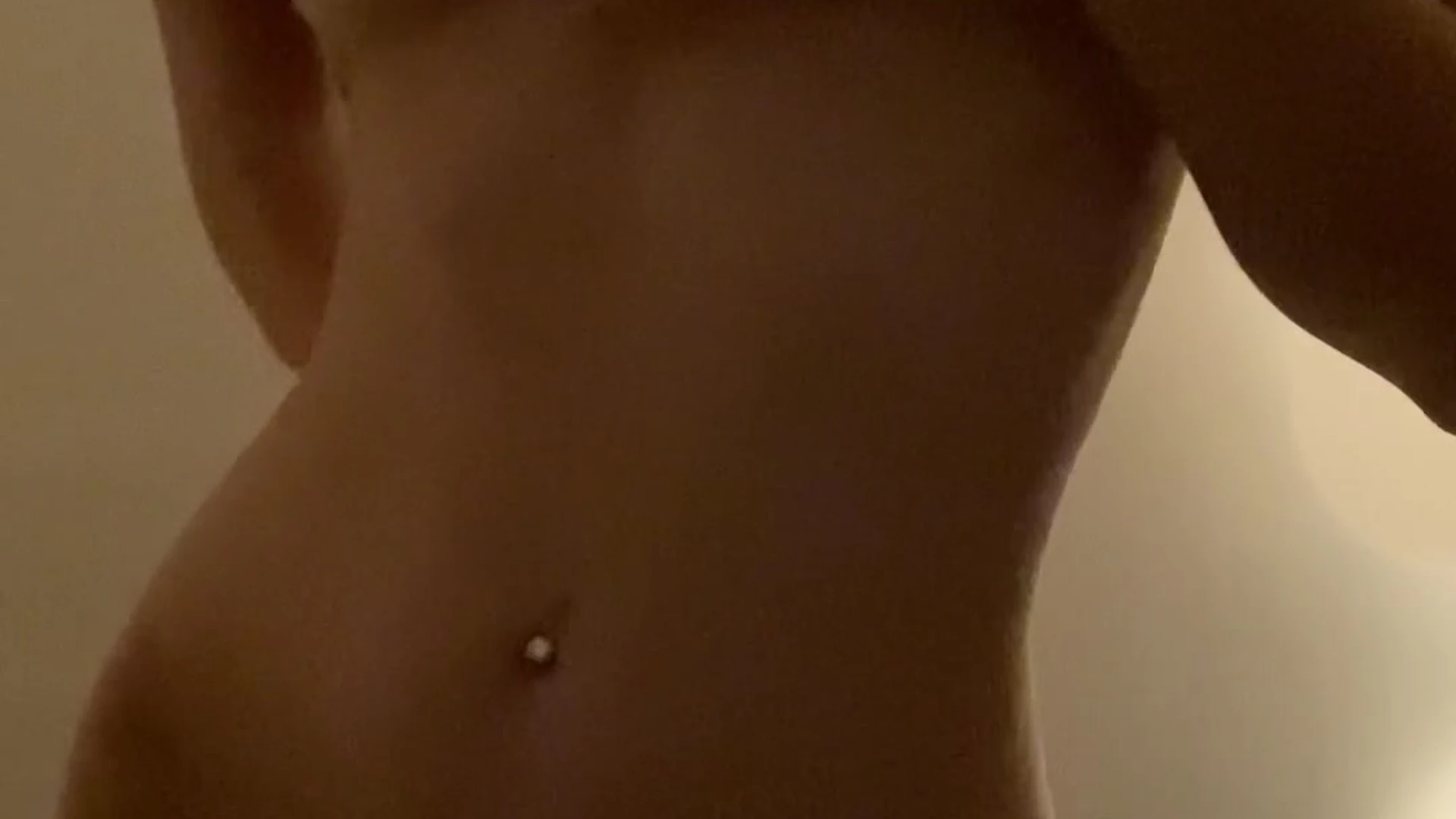 bimbo Playboy model Glitterati leaks pic EXPOSED