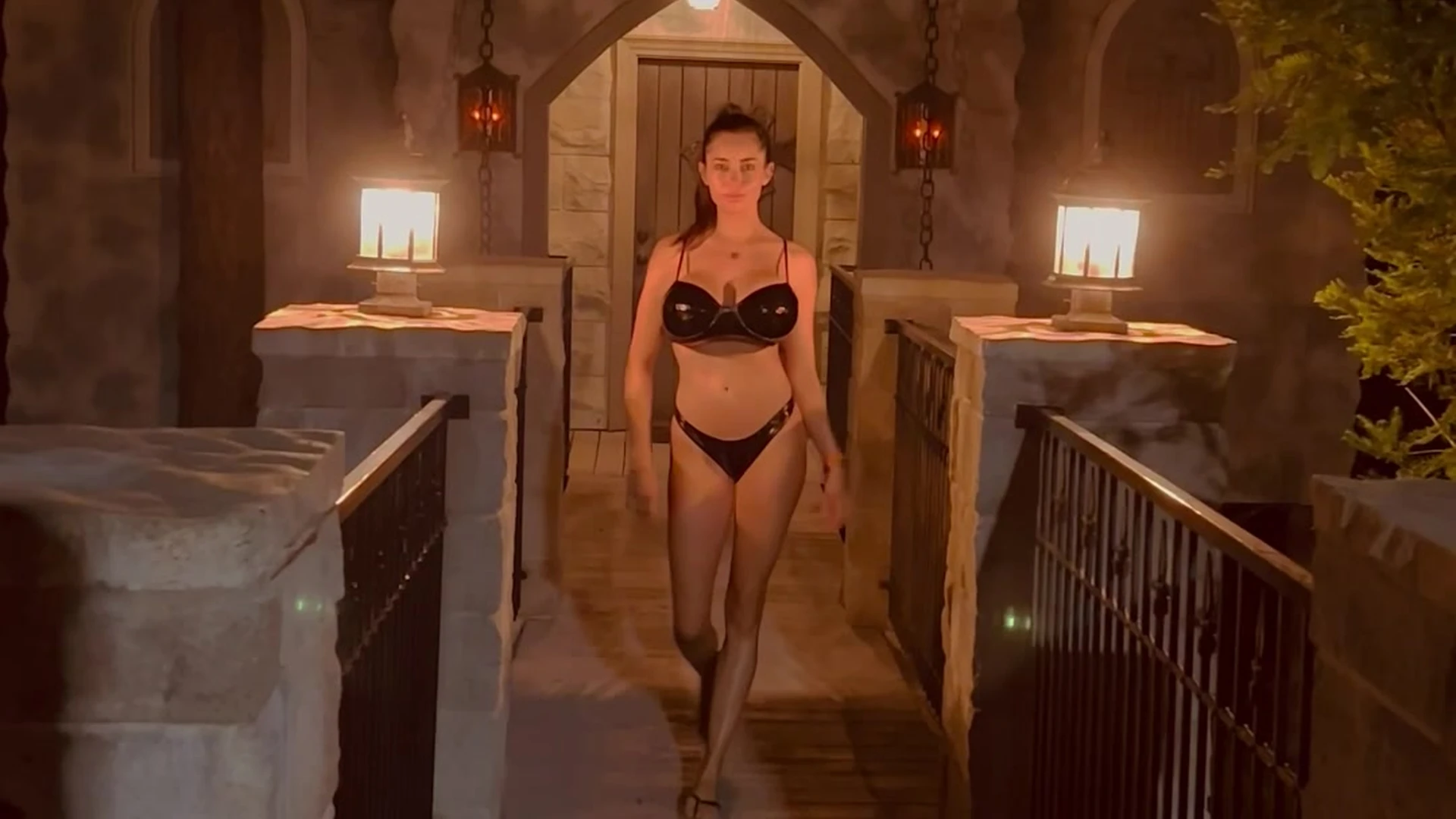 Epic sexy slut Big Booty Latina Marisol Yotta onlyfans pics