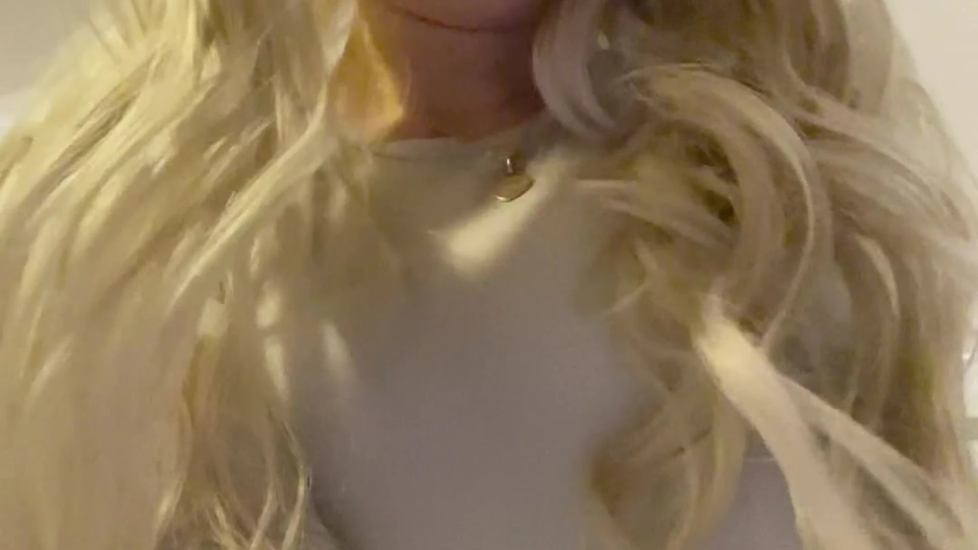 Sensational Sincere Russian Ivanka peach nude Video