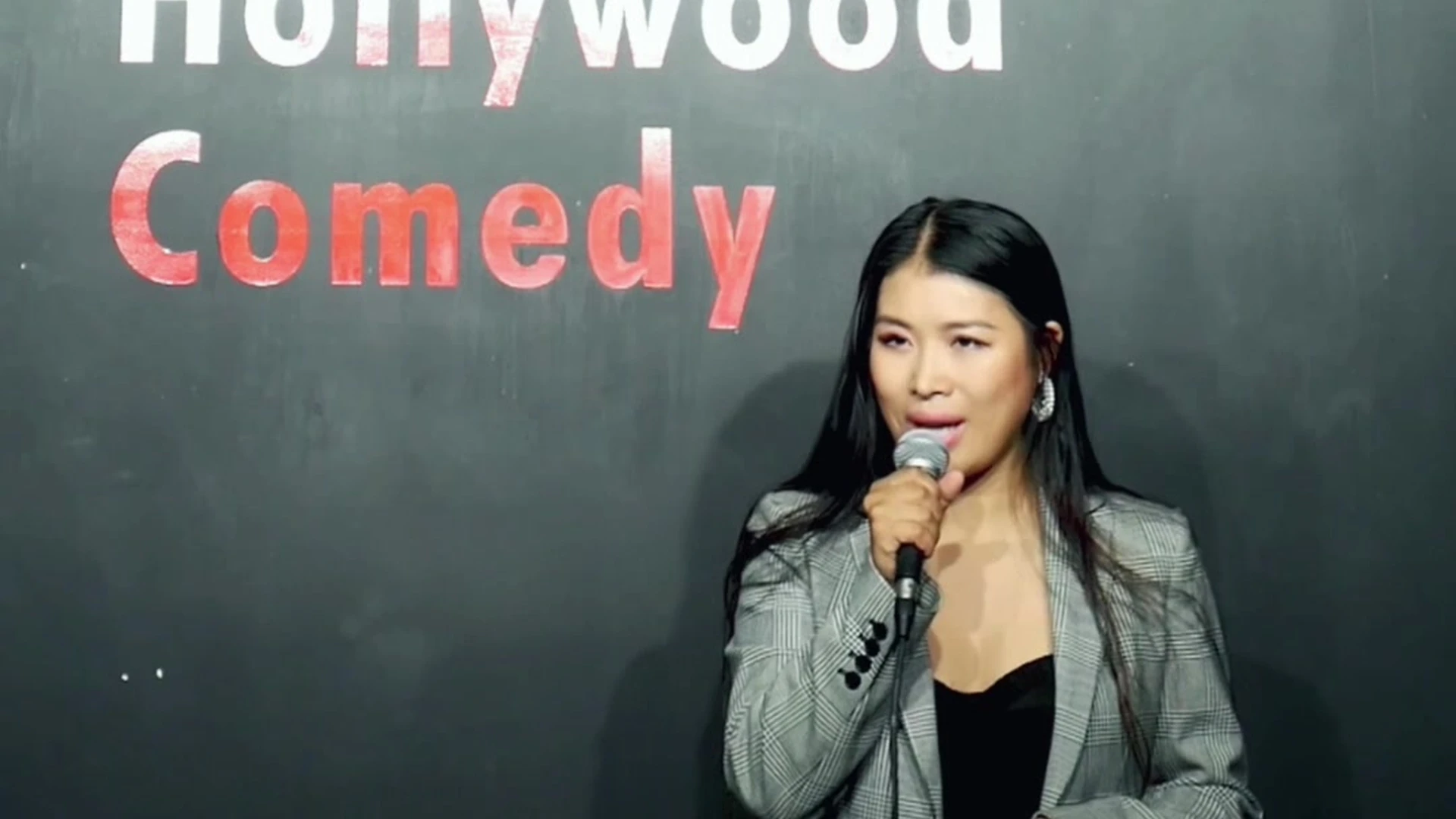 Brunette Jiaoying Summers leaks