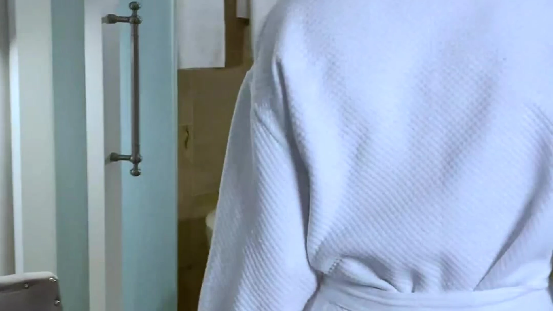 Sensational Athletic Amanda Cerny tits pic