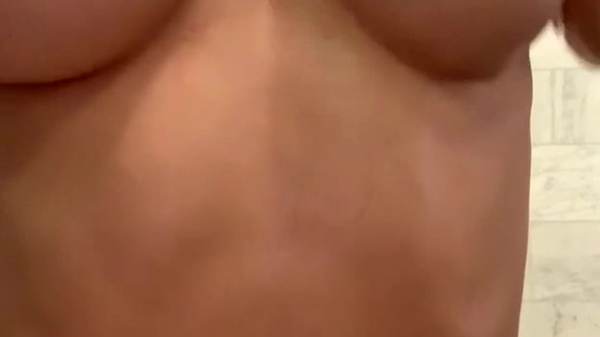 Ukrainska Nancy Ace tits