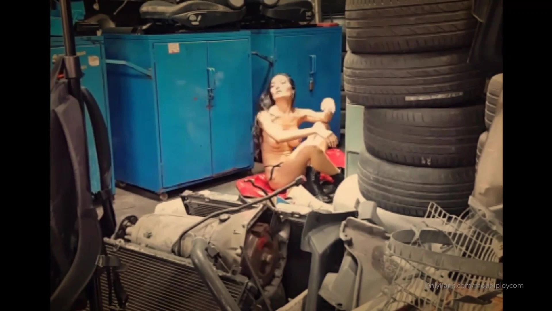 sexy slut sucking Petite ploytigerstam ripped cams