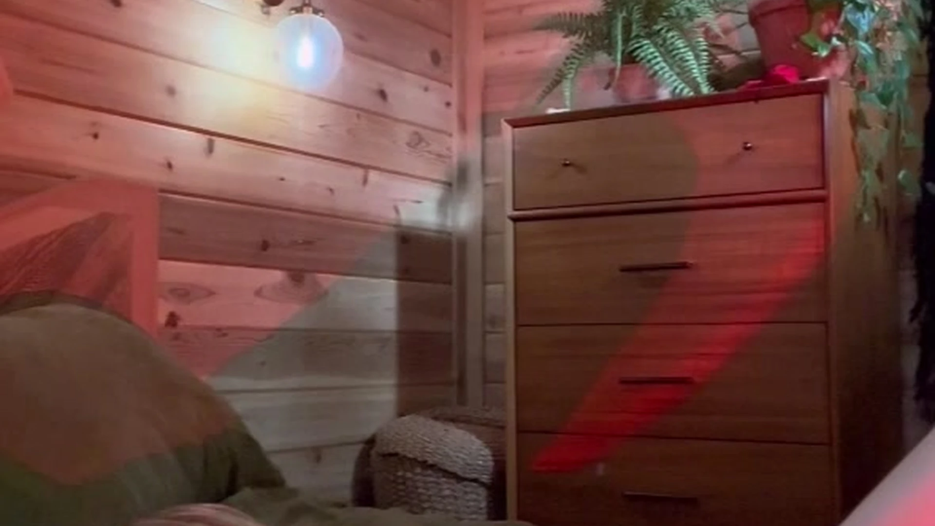 Tenacious Sweating American Sara Underwood ripped cams