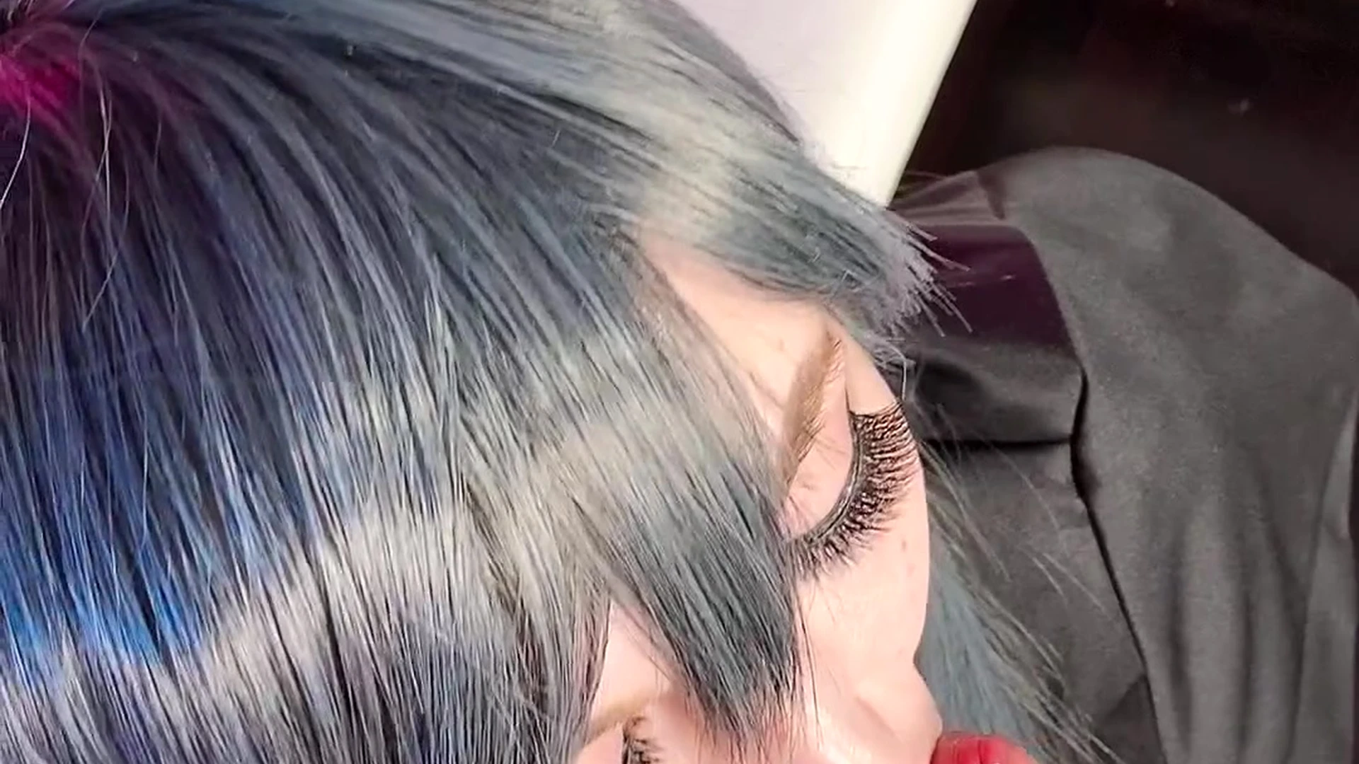 Exposed bimbo Fake Tits Sia Siberia sexy pic