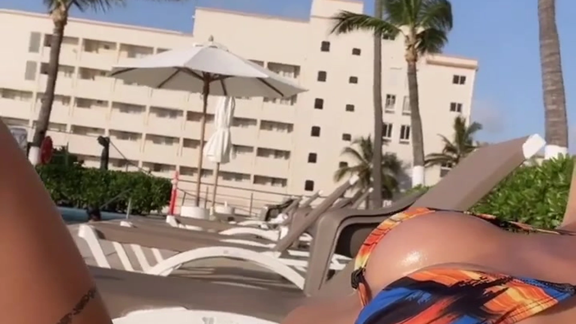 Babe big boobs Melanie Pavola Nude leaks Clip