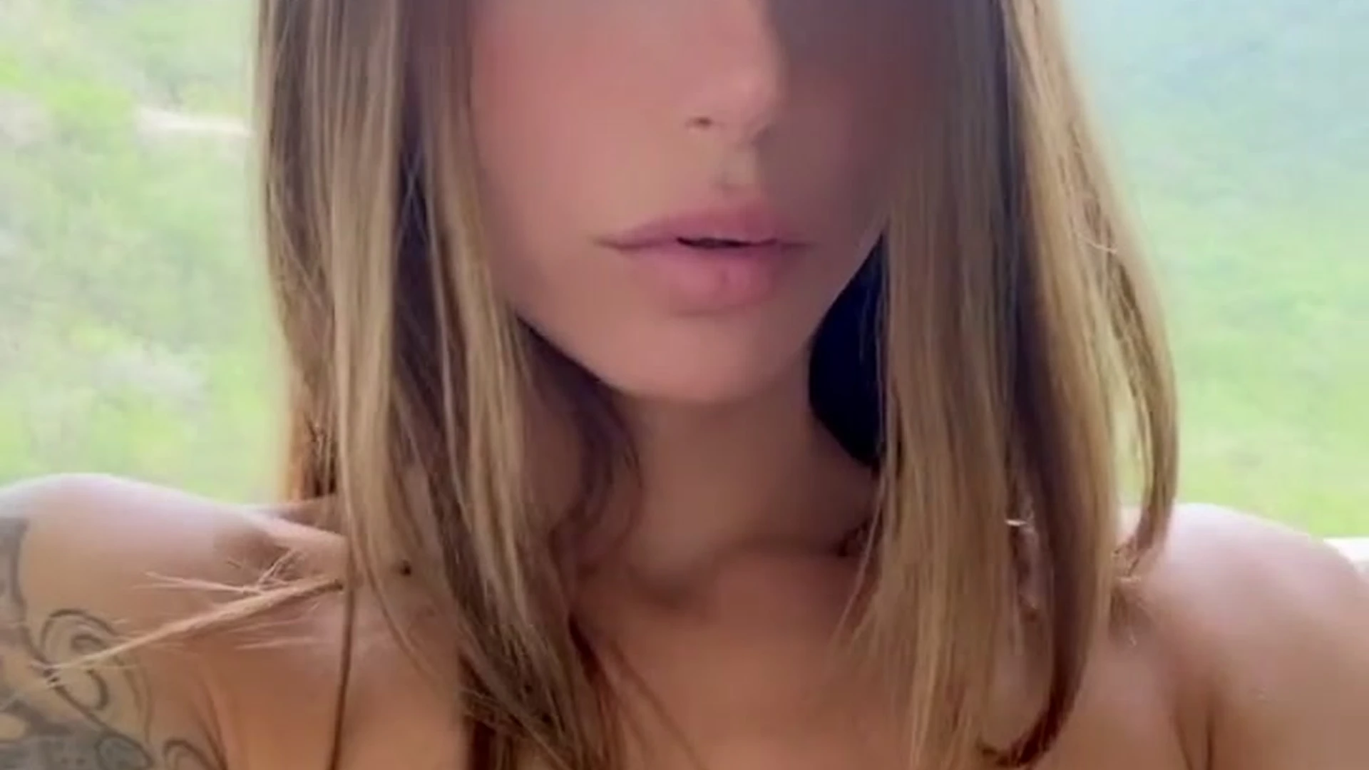 Enigmatic  Mexican Melanie Pavola anal exclusive