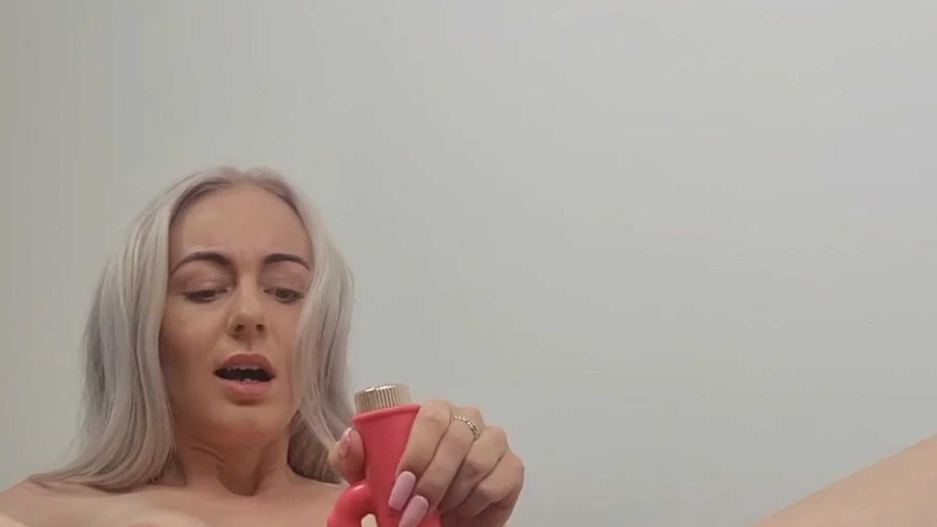 EPIC Blonde chloxxhill Nude Leaked